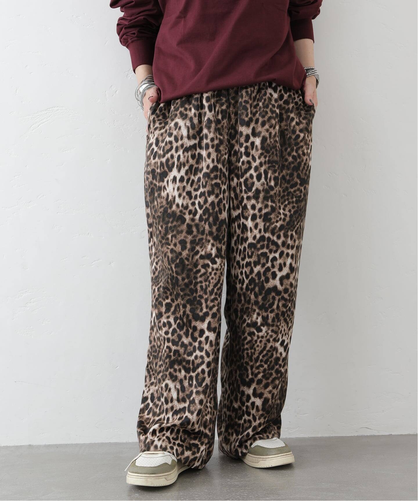 journal standard luxe♡ マットサテンレオパイージーパンツ マットサテンレオパ イージーパンツ（その他パンツ）｜journal