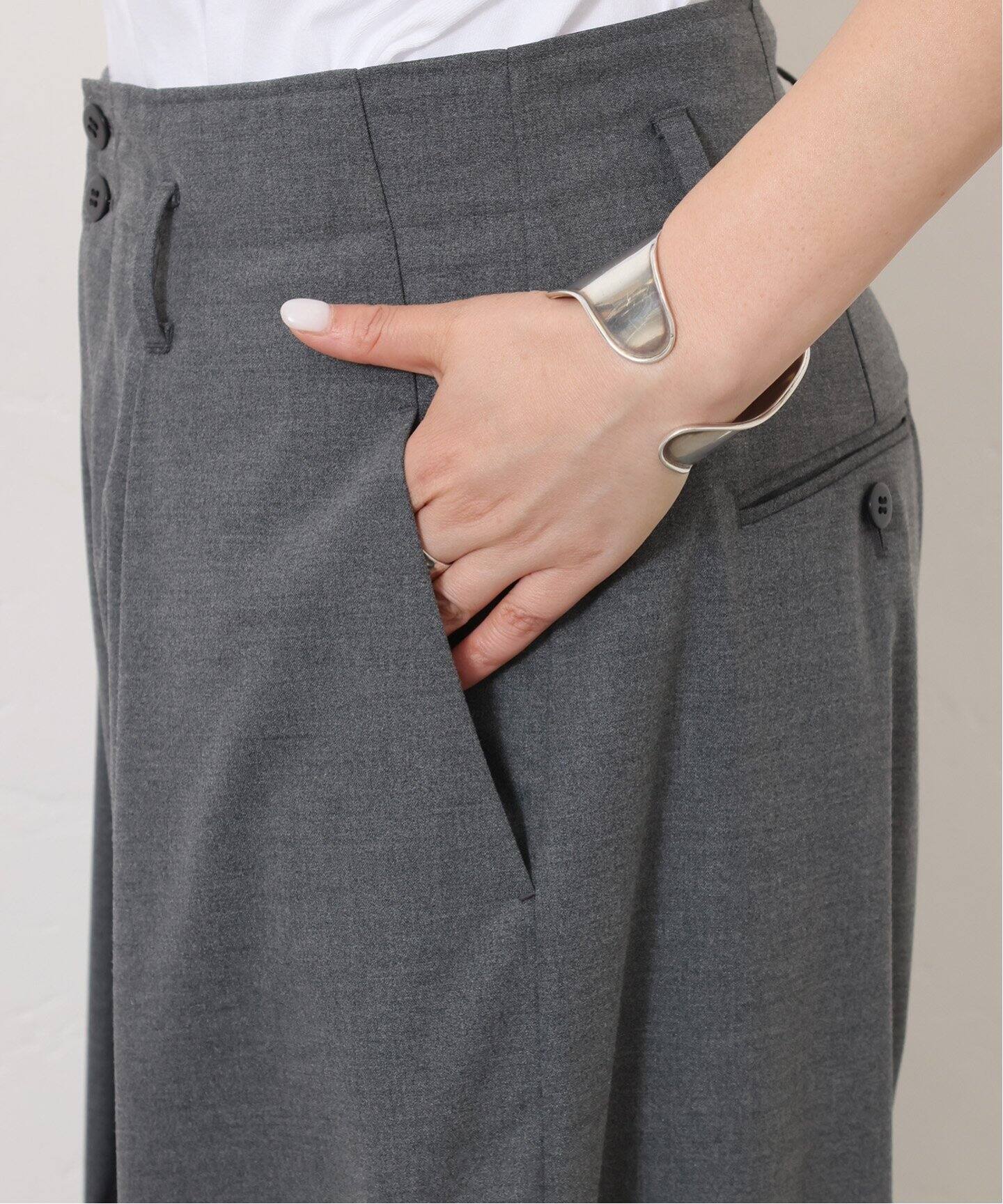 SUNDAY ハンサムワイド パンツ（スラックス）｜journal standard luxe