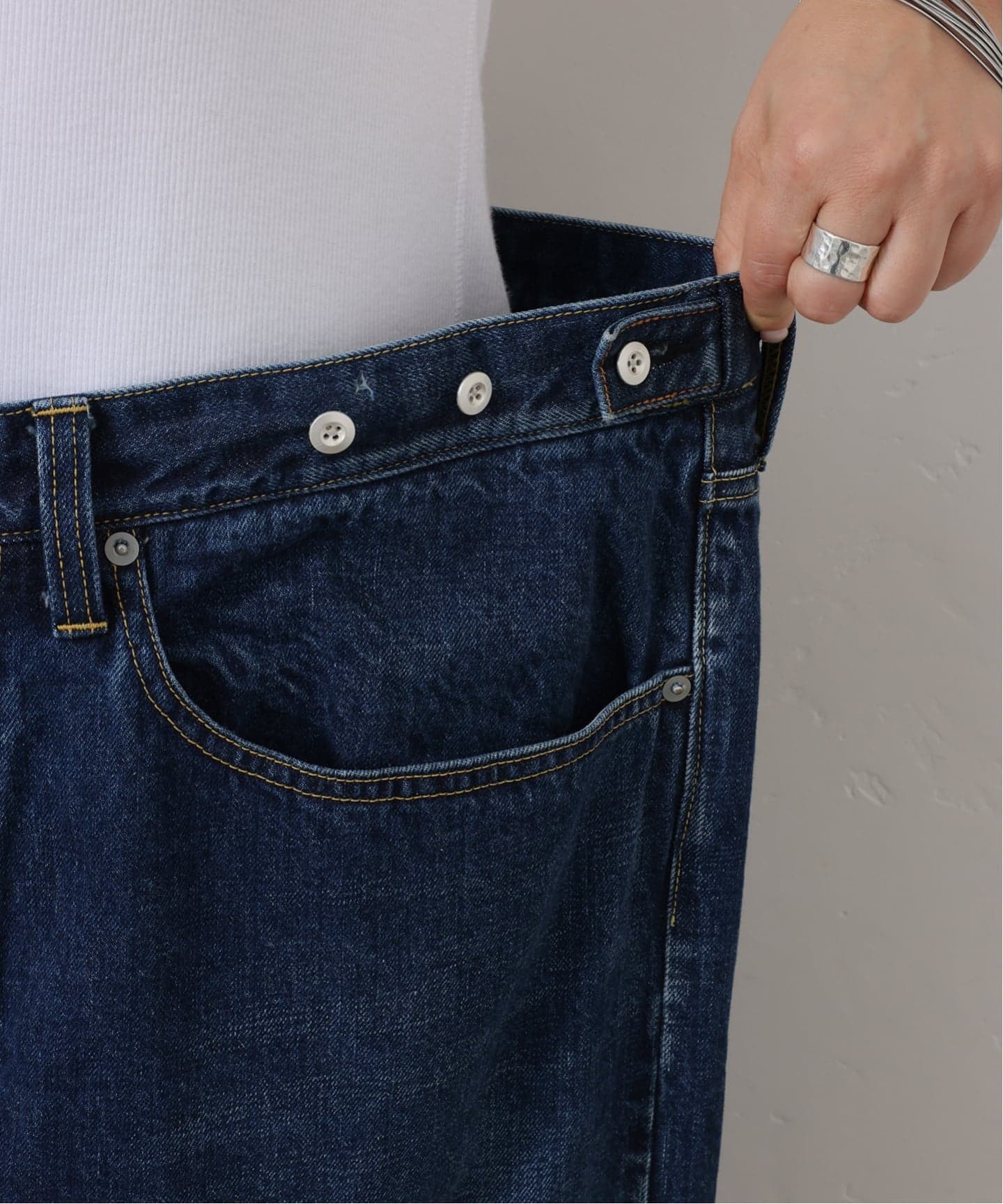ES:S】 SUPER WIDE CINCH BACK JEANS（デニムパンツ・ジーンズ