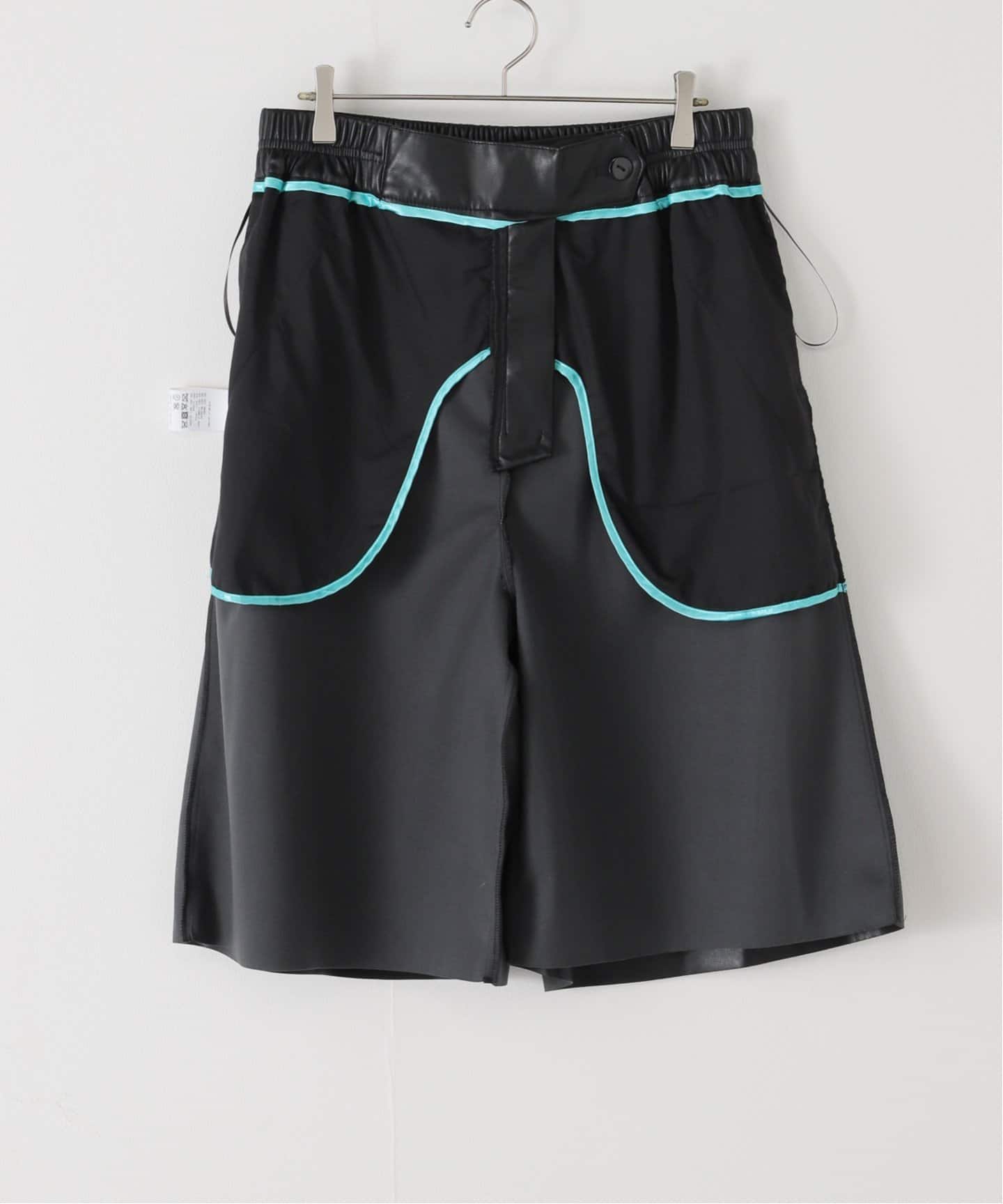 JOURNAL STANDARD　ハーフパンツ　ジャーナルスタンダード Urbancode 】FAUX LEATHER SHORTS（ショート・ハーフパンツ