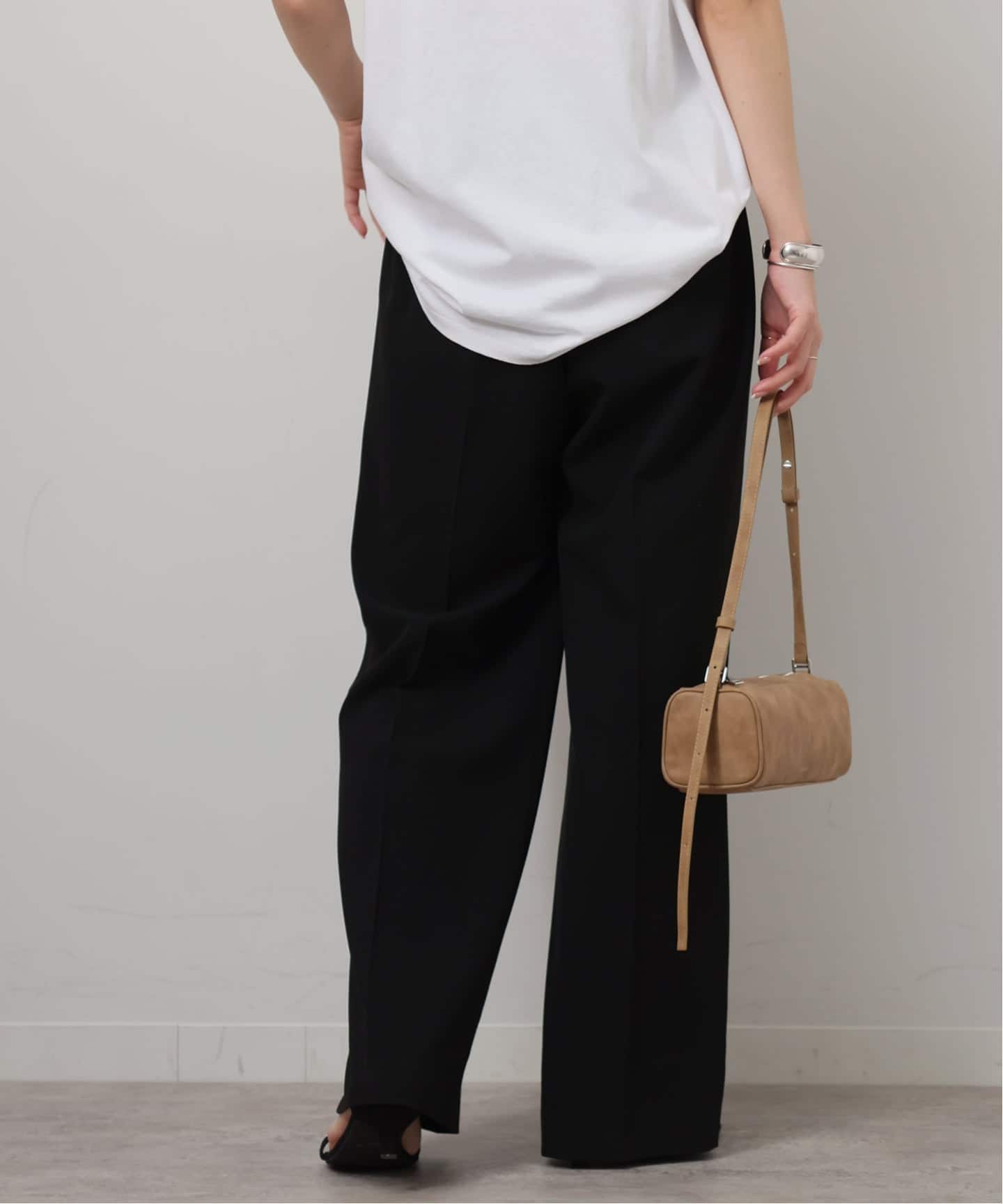新品 JOURNAL STANDARD relume スムースフレアタックパンツ 追加予約/一部WEB限定》［25AW新作/新色］スムースフレアタック