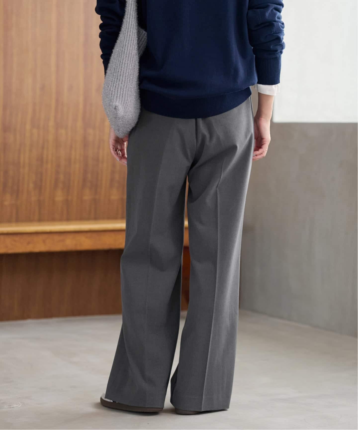 新品 JOURNAL STANDARD relume スムースフレアタックパンツ 追加予約/一部WEB限定》［25AW新作/新色］スムースフレアタック
