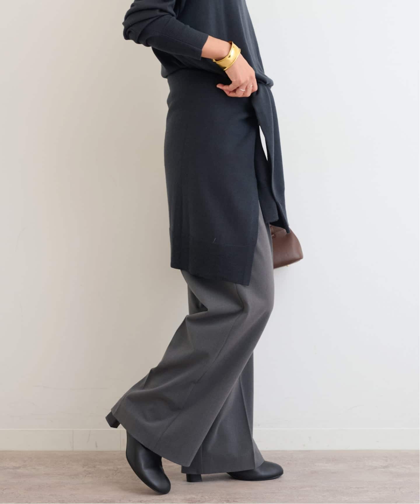 追加/一部WEB限定/新色》スムースフレアタックパンツ（スラックス