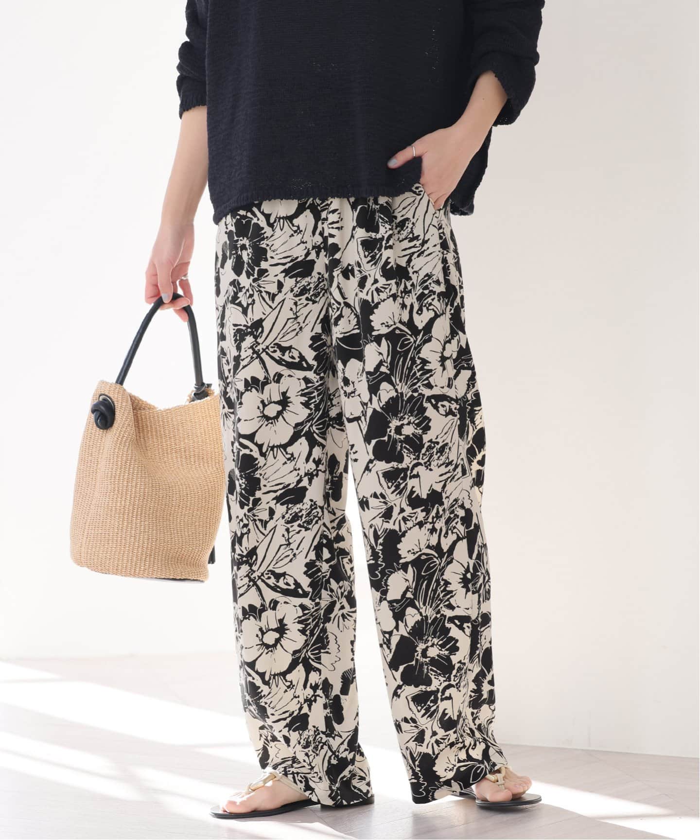 WEB限定追加4》コントラストフラワープリントパンツ（その他パンツ