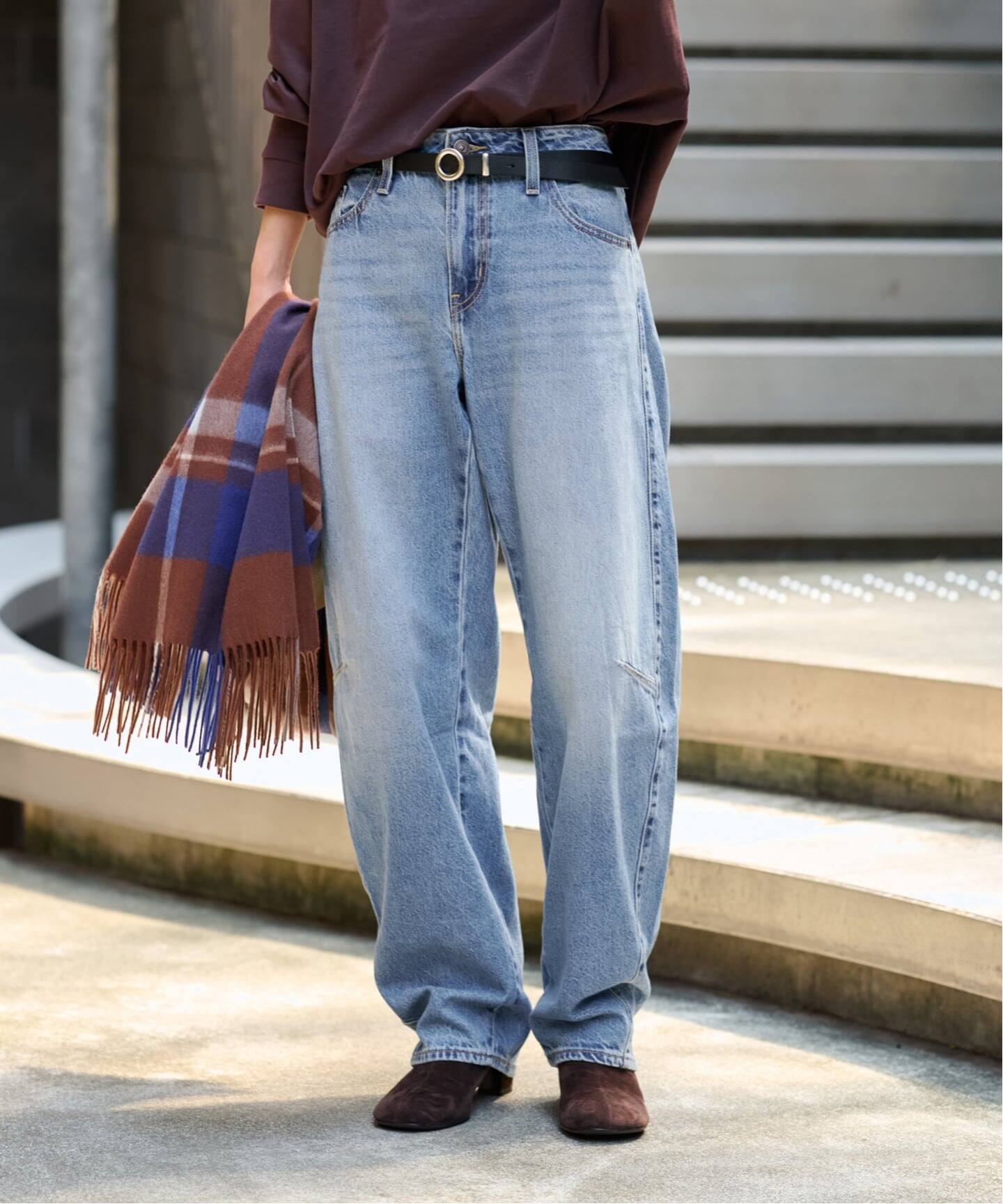 LEVI'S/リーバイス】BAGGY DAD BARREL：デニムパンツ（デニムパンツ