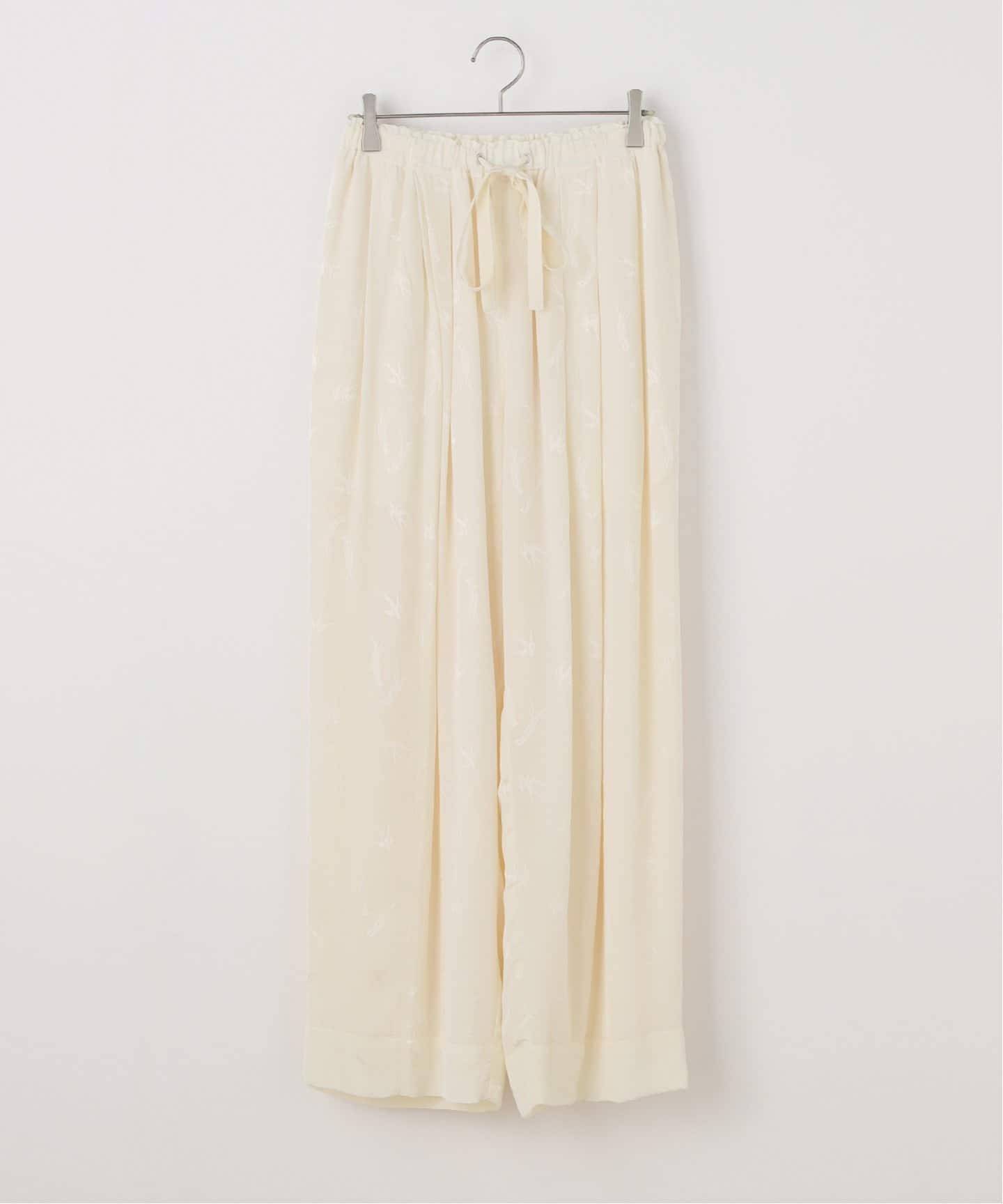 新品TODAYFUL Swallow Satin Pants エクリュ38 新品TODAYFUL Swallow Satin Pants エクリュ38（TODAYFUL