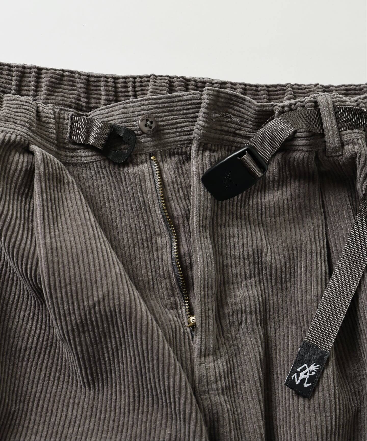 GRAMICCI / グラミチ 別注 コーデュロイ リラックスド プリーツ パンツ
