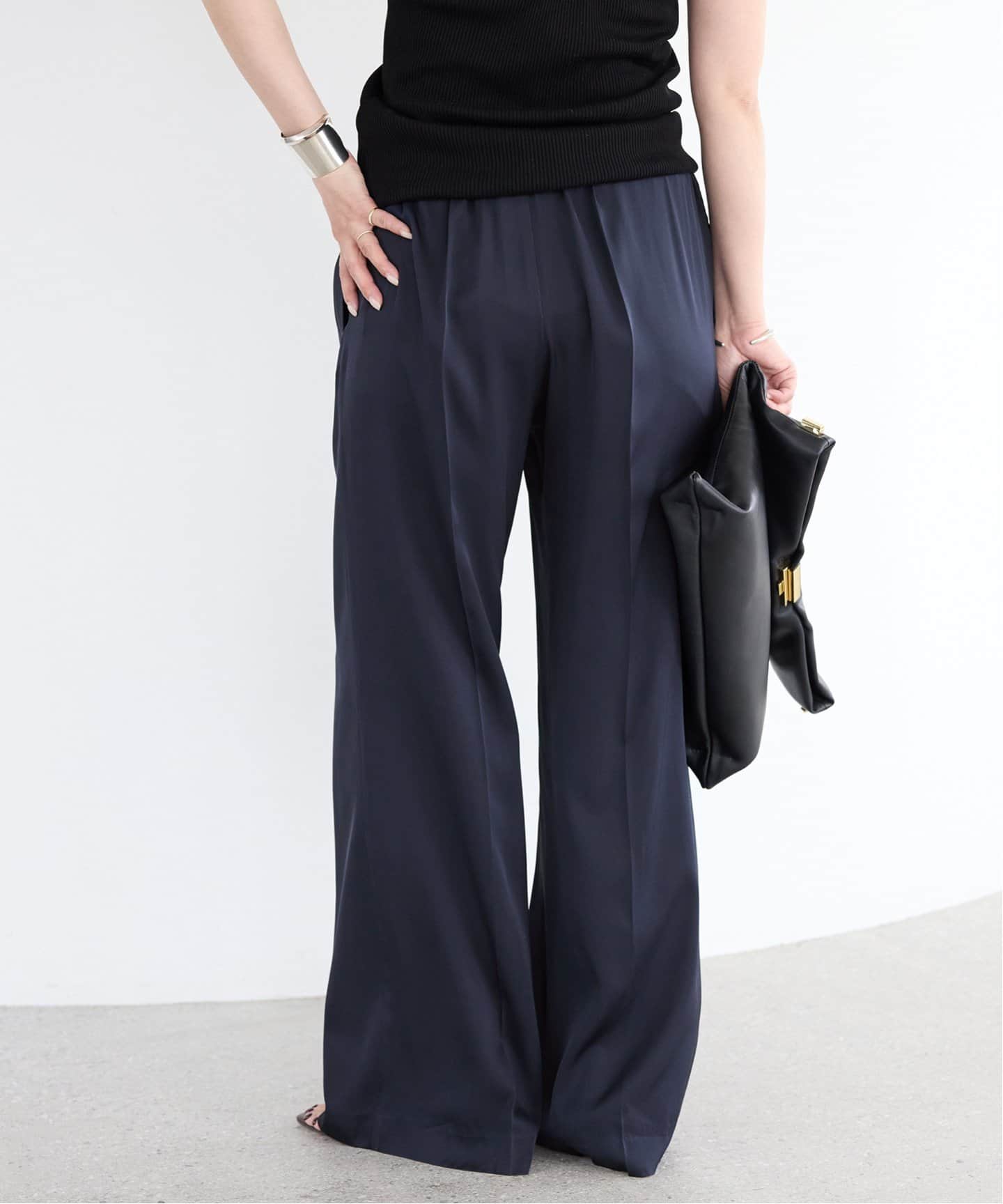 新品✨ドゥーズィエムクラス　 SILK SATIN イージーパンツ　ネイビー 追加 SILK SATIN イージーパンツ（その他パンツ）｜Deuxieme
