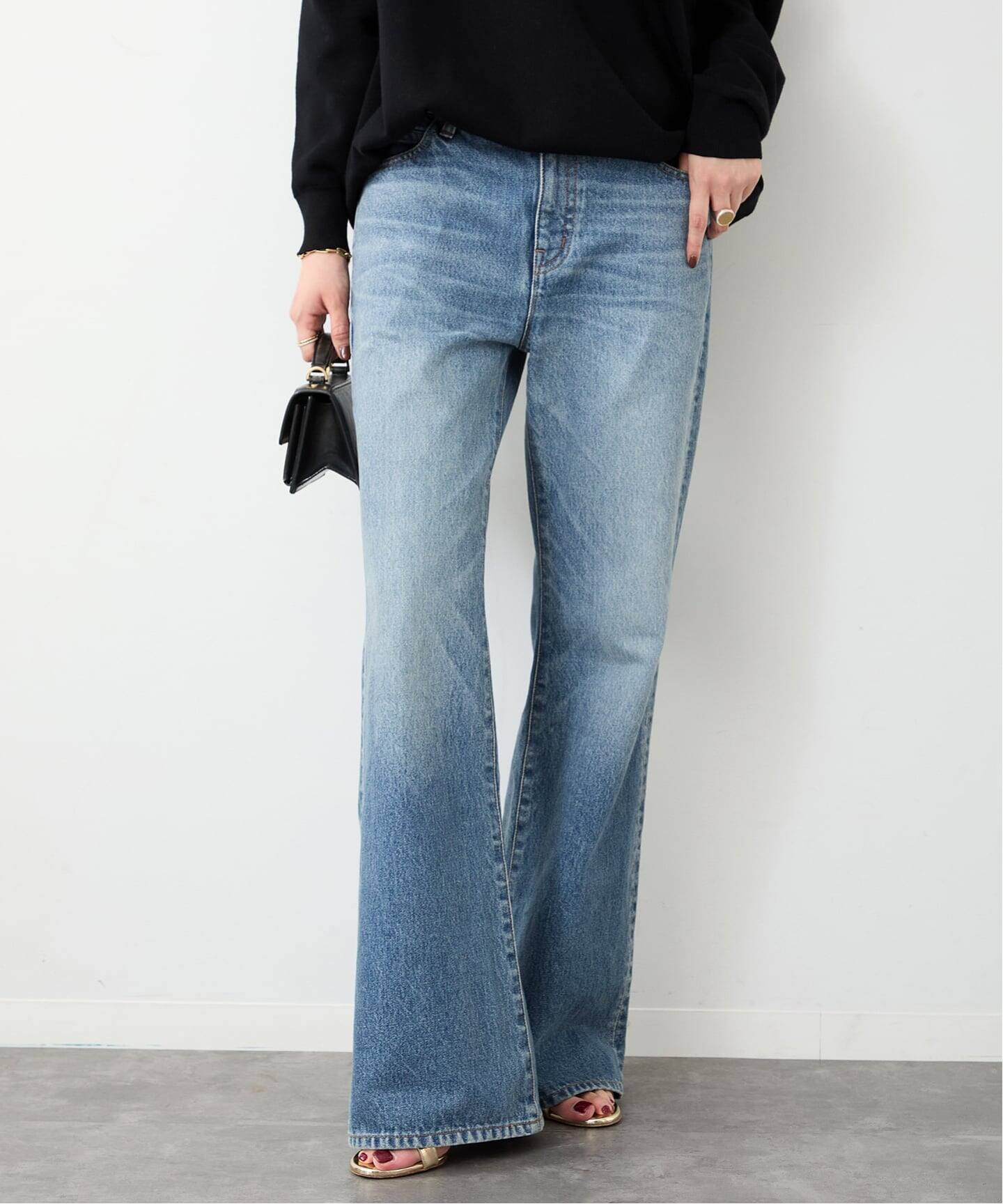 ✨即購入OK✨ドゥーズィエムクラス　Modern Flare ジーンズ　34 ✨即購入OK✨【新品】Modern Flare ジーンズ 34 - メルカリ