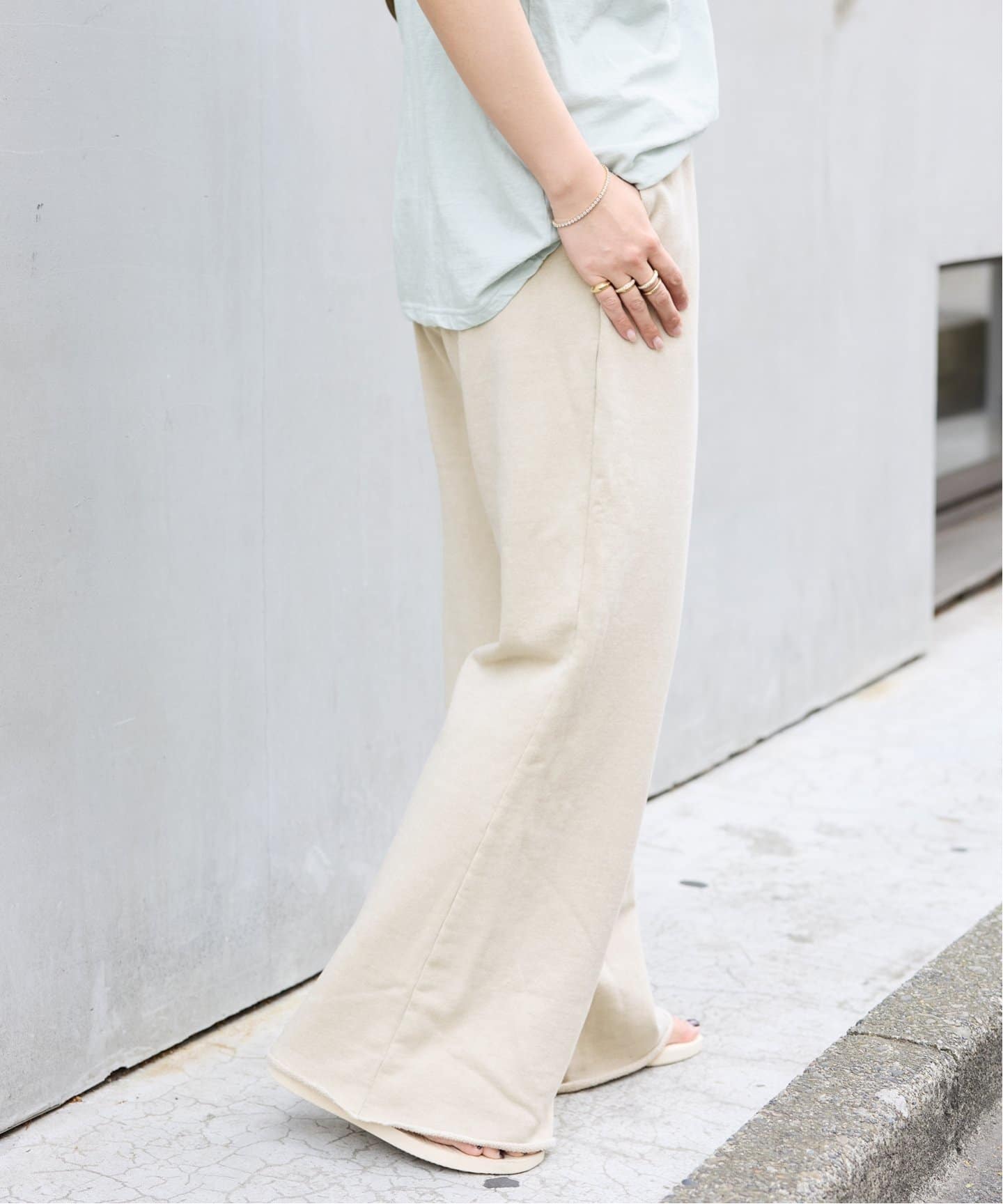 【ちー】 Vintage Like スウェットパンツ kutir パンツ VINTAGE LIKE WIDE SWEAT PANTS/ヴィンテージ