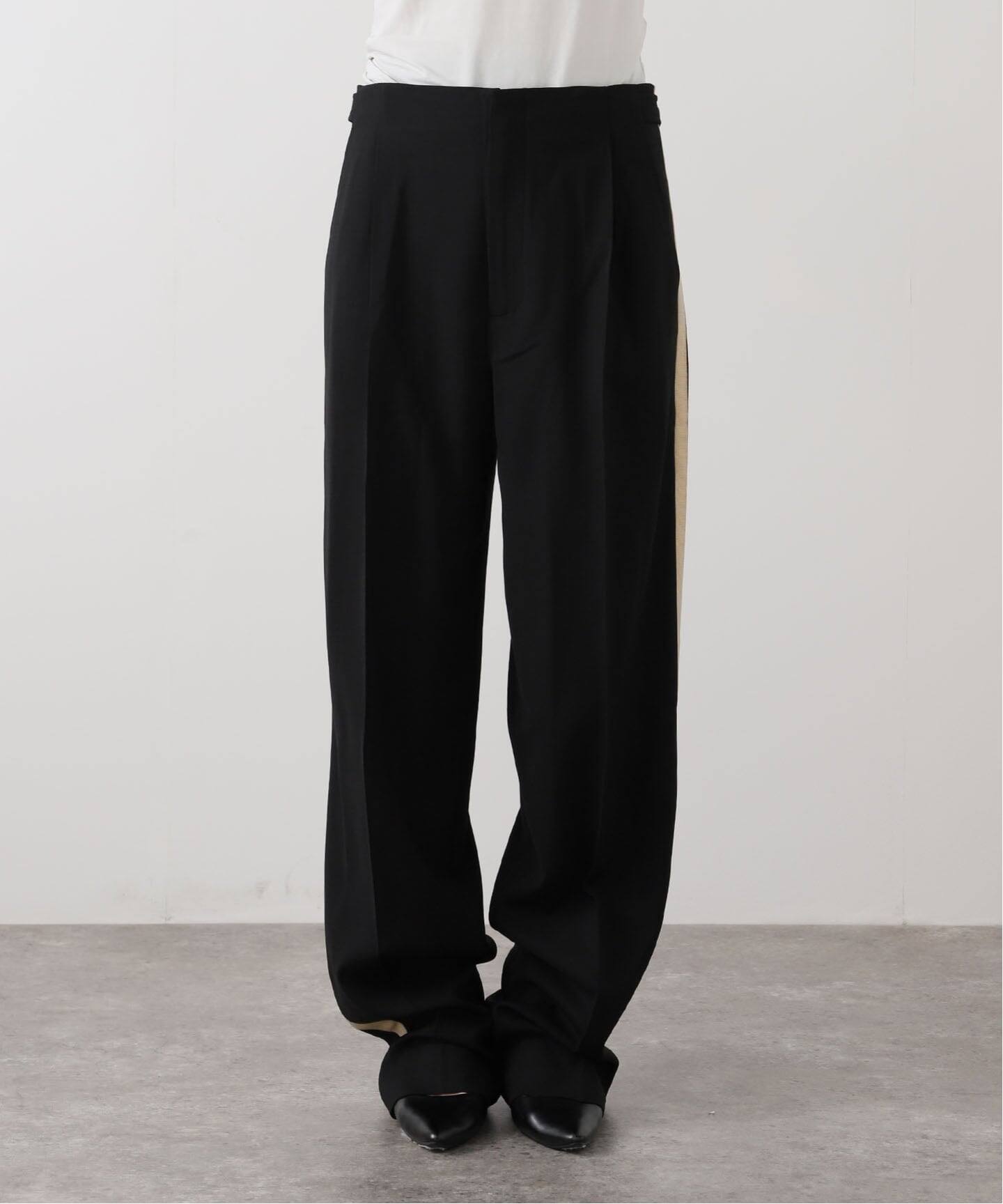 KALLMEYER/カルメイヤー】Phoebe Tuxedo Trouser（スラックス