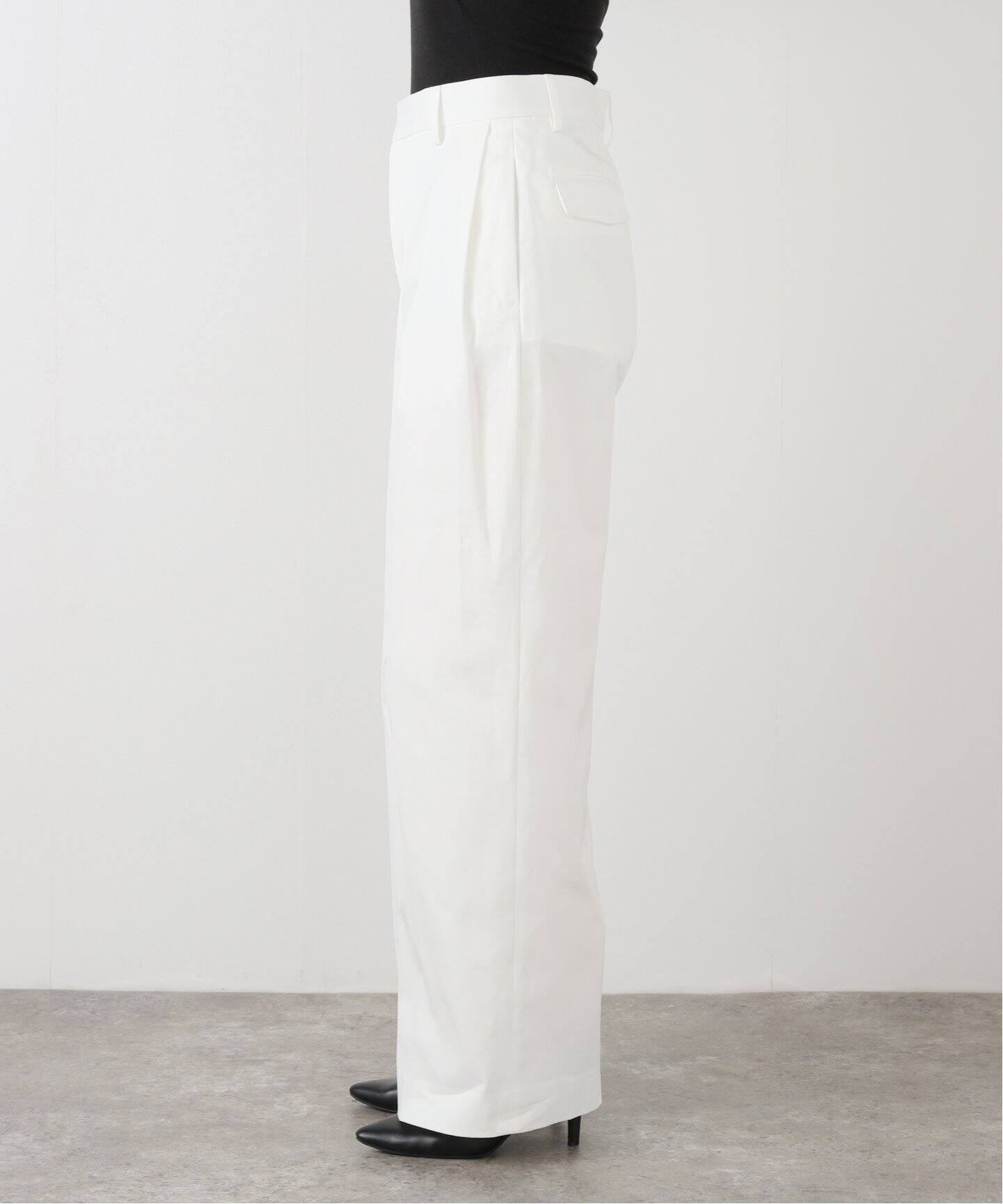 TUCK CHINO WIDE パンツ（チノパンツ）｜MUSE de Deuxieme Classe 