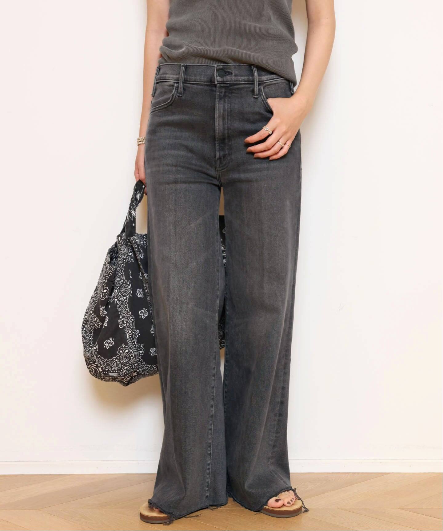 MOTHER/マザー】THE HUSTLER ROLLER ANKLE FRAY デニム（デニム