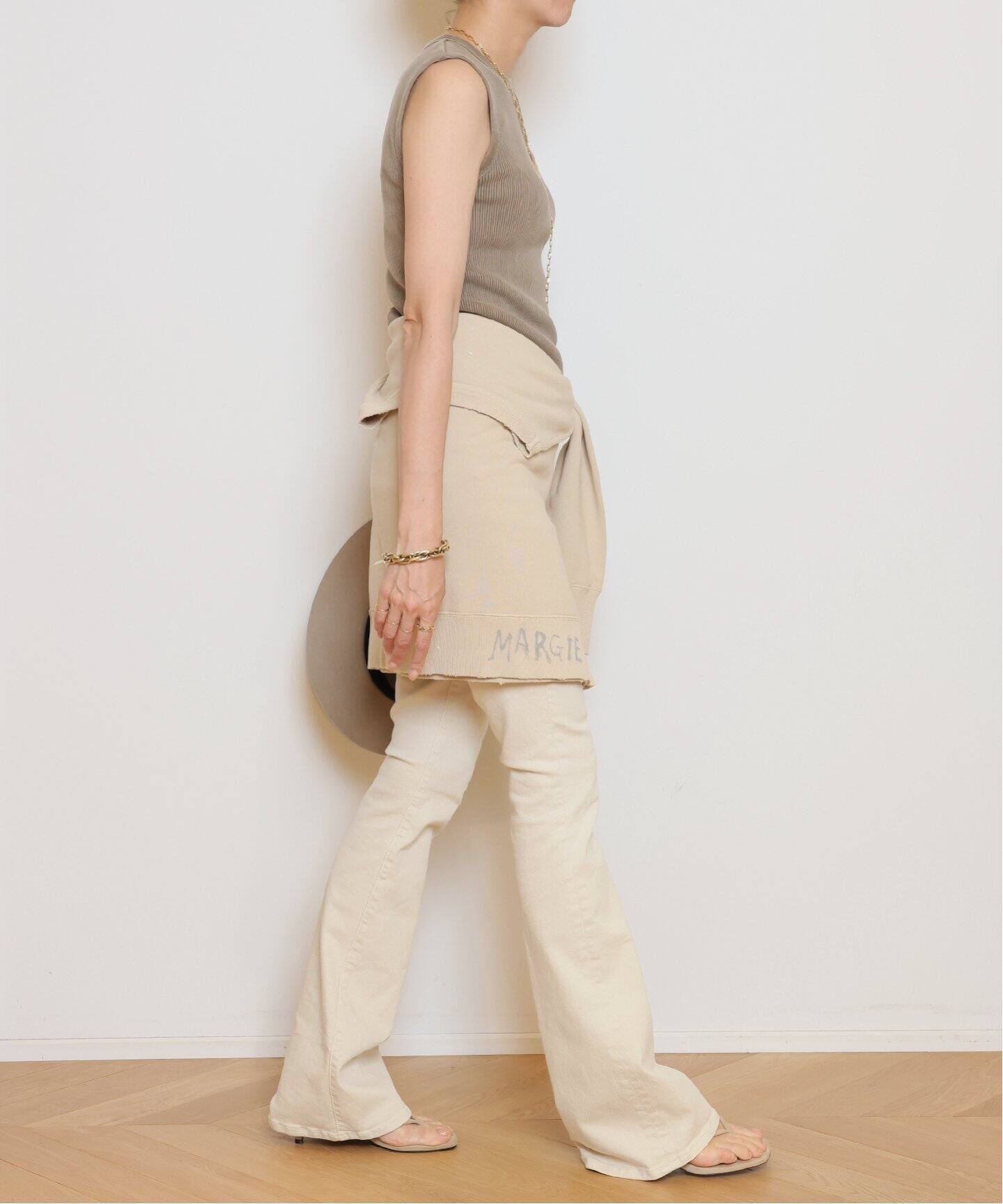 MOTHER/マザー】THE WEEKENDER SNEAK パンツ（デニムパンツ