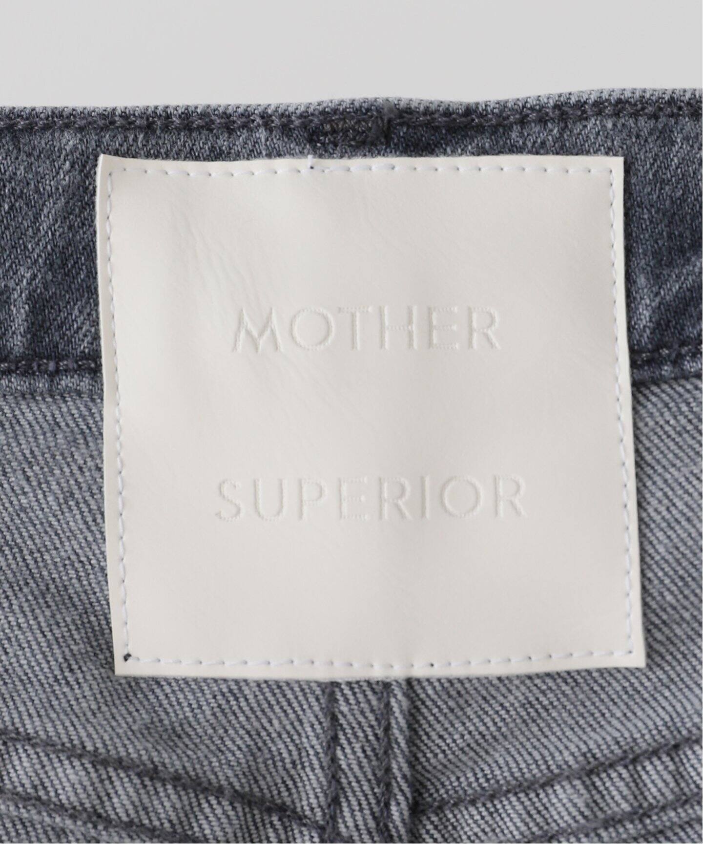 ドゥーズィエムクラス　MOTHER SUPERIOR デニムショートパンツ ドゥーズィエムクラスMOTHER SUPERIOR デニムショートパンツ