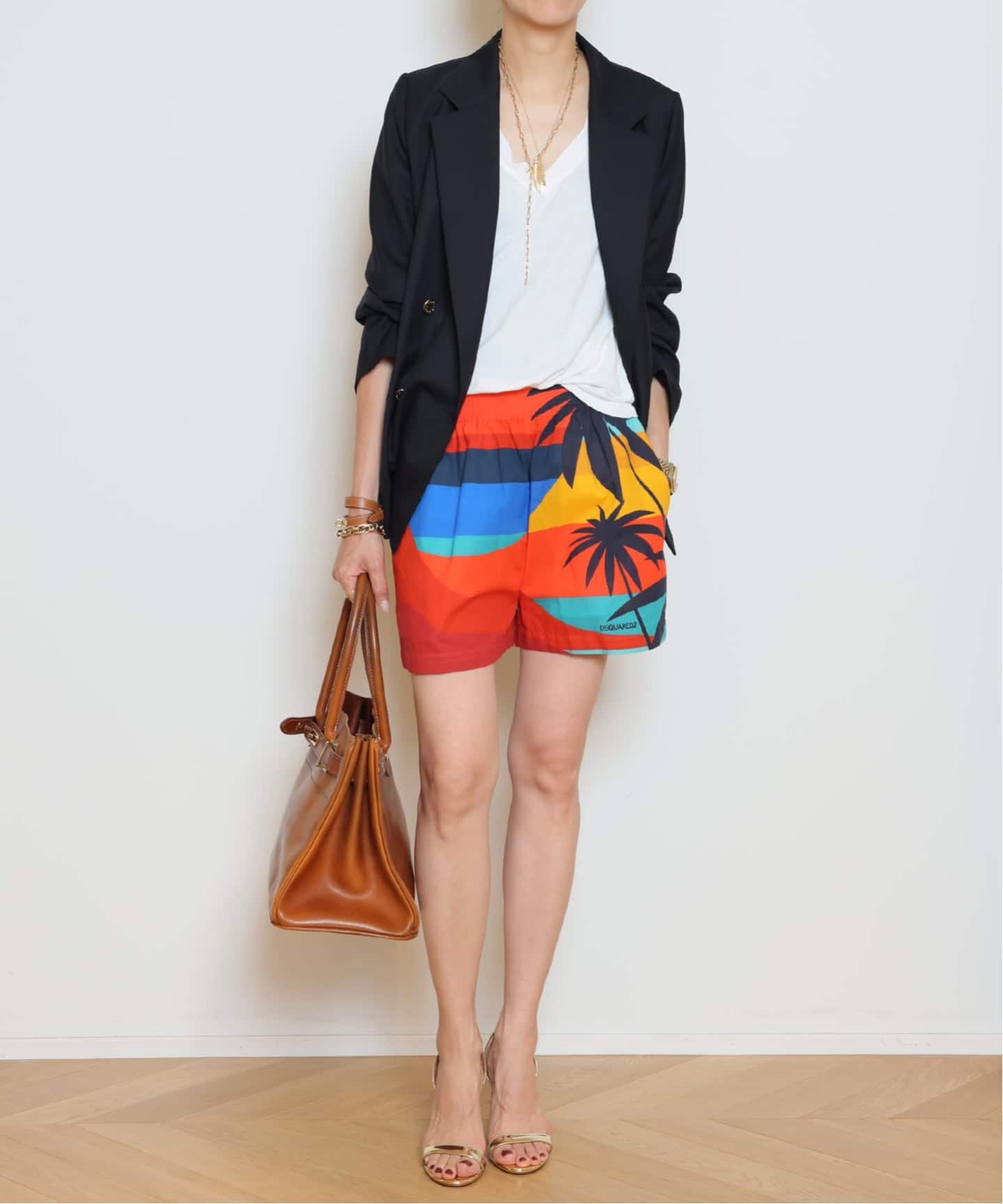 美品 ディースクエアード レディース ショートパンツ イタリア製  Mサイズ DSQUARED2/ディースクエアード】 Baggy Short パンツ（ショート