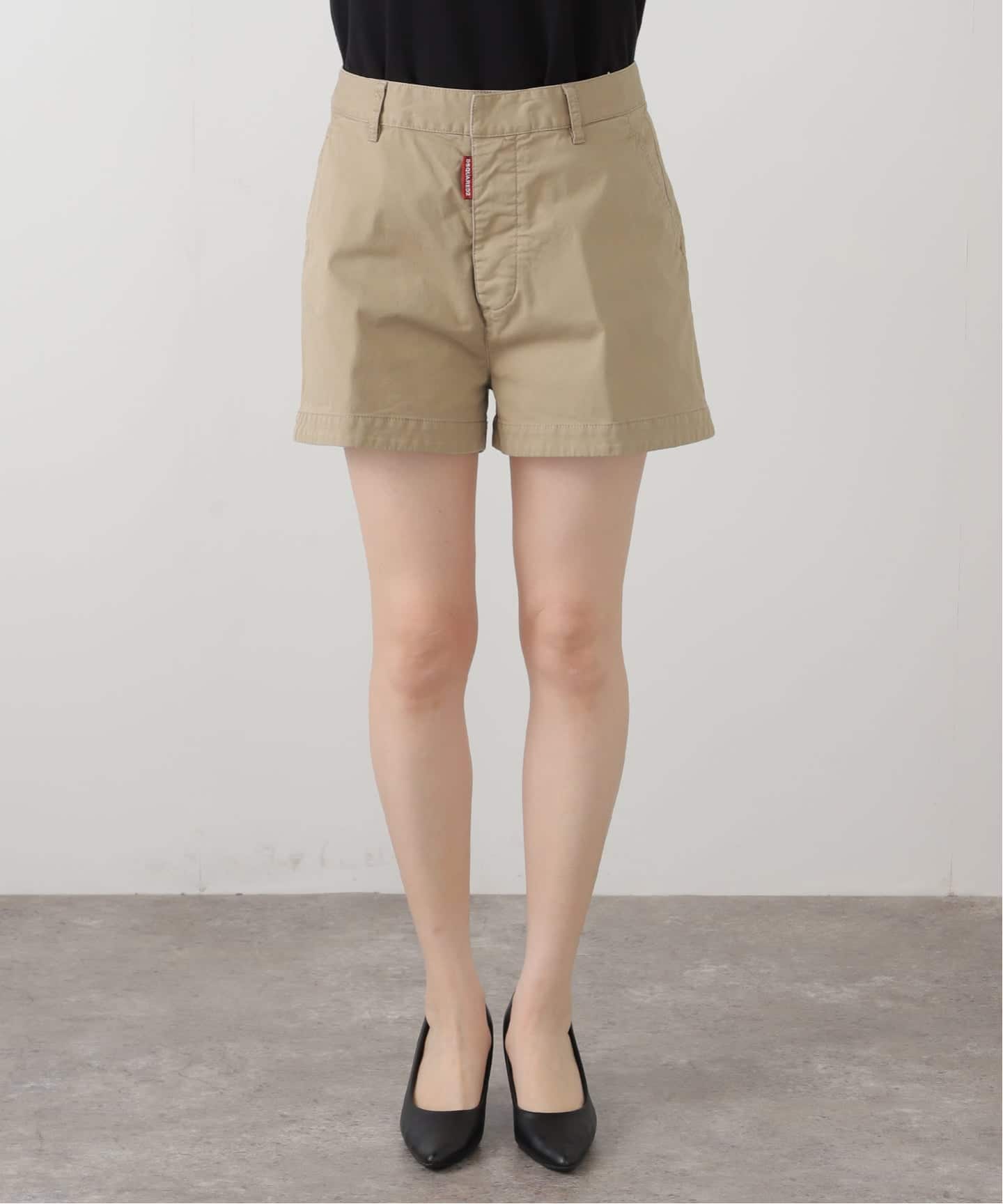 ショートパンツ DSQUARED2 Woman Short Beige S75MU0492D35183 114 DSQUARED2/ディースクエアード】Cotton Baggy Short パンツ