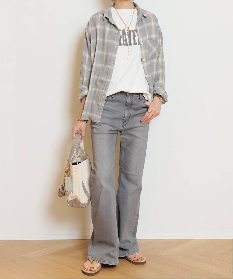 surt（サート）の「SURT (サート） FLARE HEM（デニムパンツ  