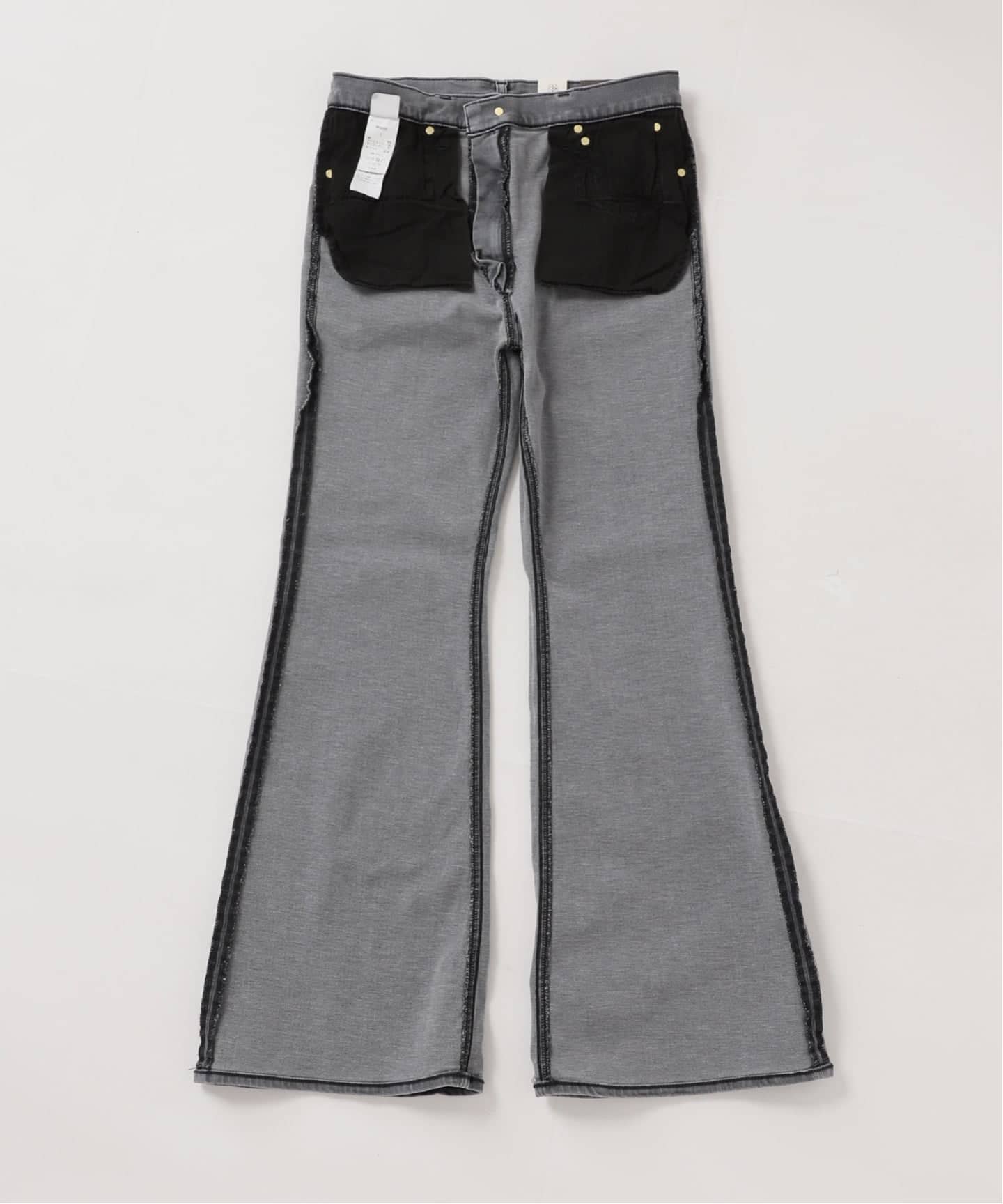 新品未使用【SURT】CLASSIC FLARE DENIM SURT/サート】CLASSIC FLARE DENIM（デニムパンツ・ジーンズ）｜MUSE