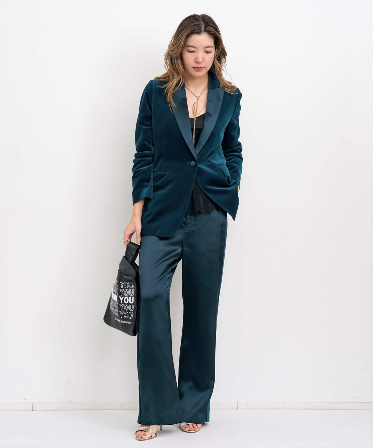 SATIN LINE PANTS（スラックス）｜L'Appartement（アパルトモン）の