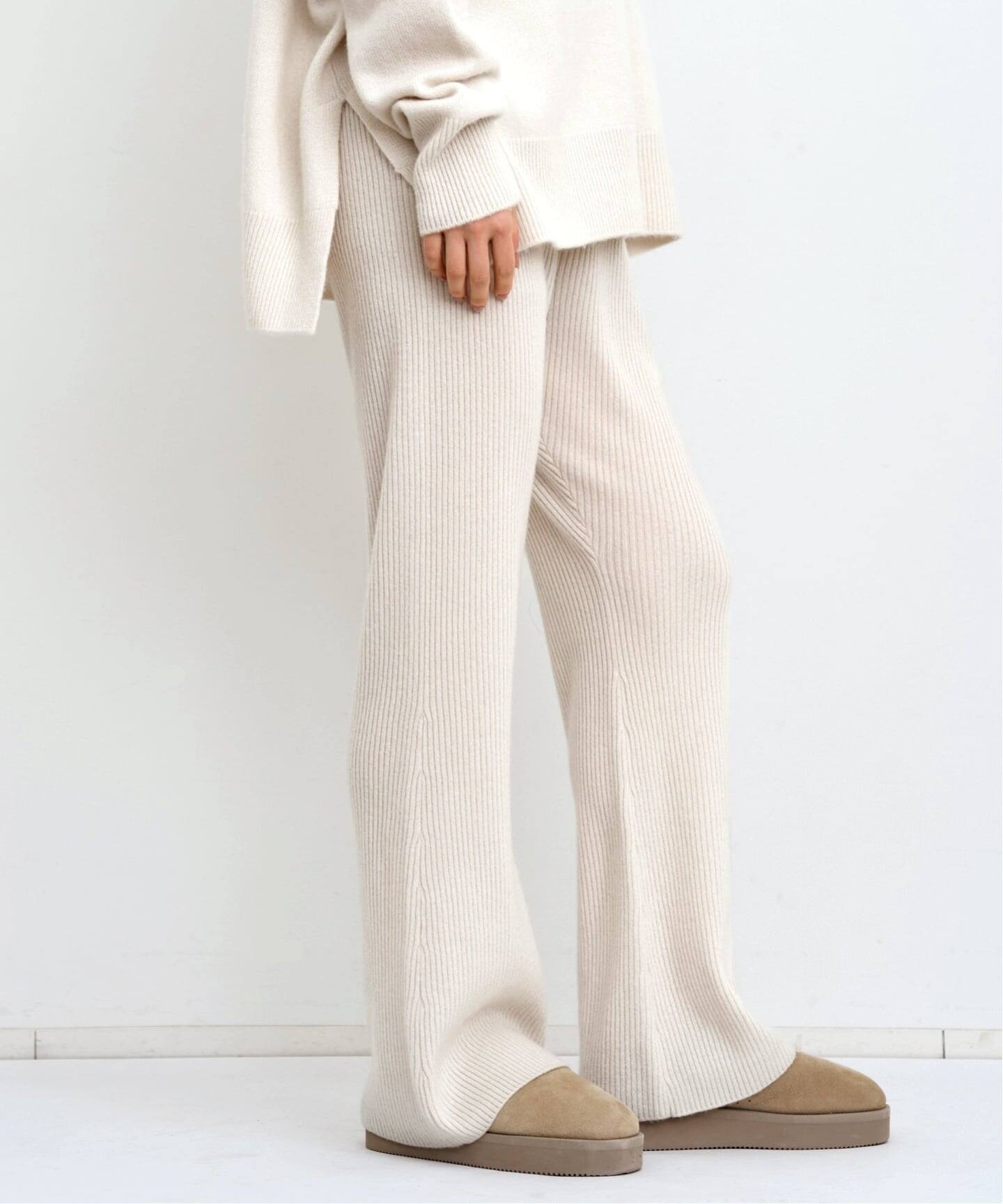 CASHMERE RIB PANTS（その他パンツ）｜L'Appartement（アパルトモン