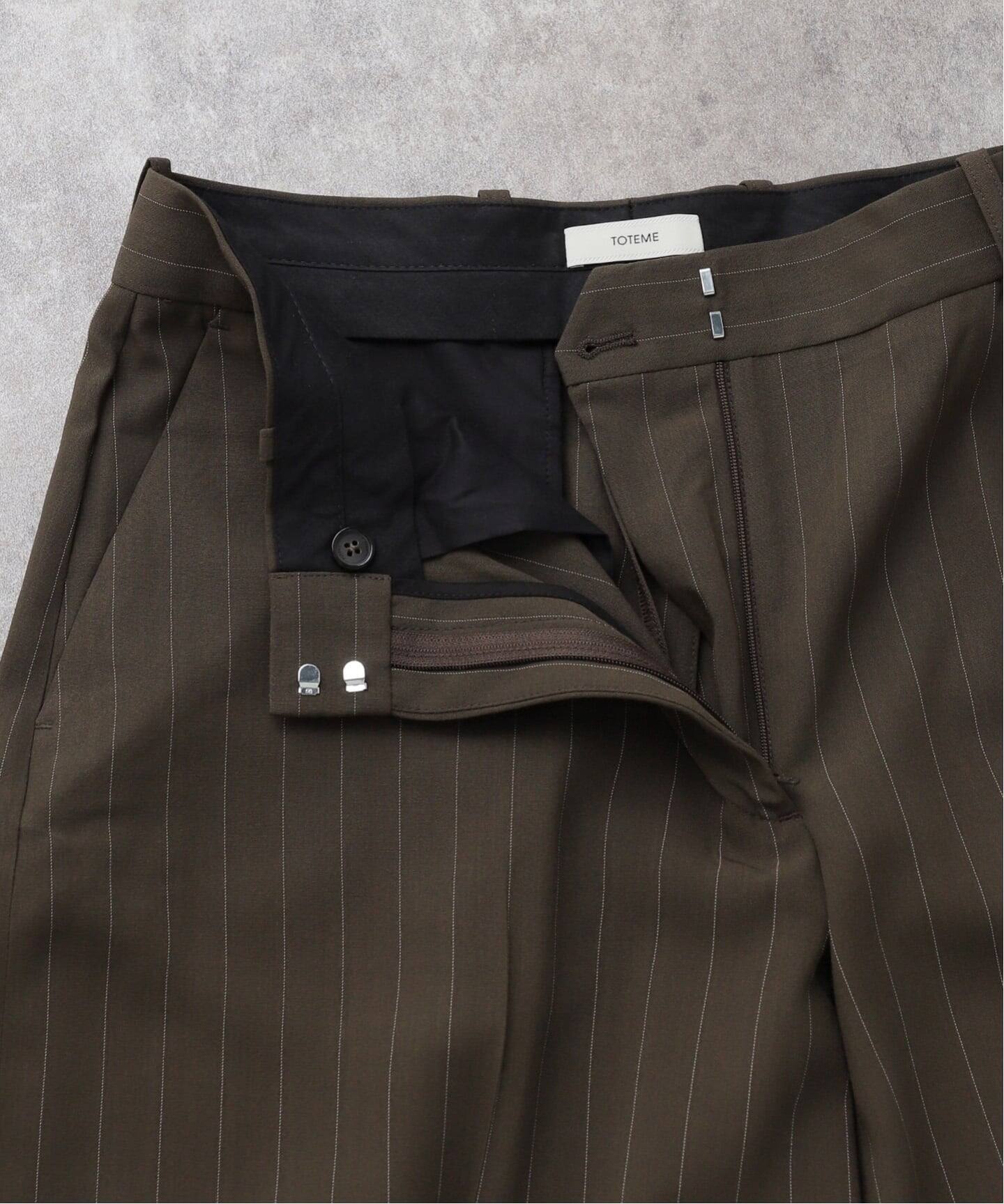 TOTEME/トーテム】 WIDE PINSTRIPED TROUSERS（スラックス）｜L