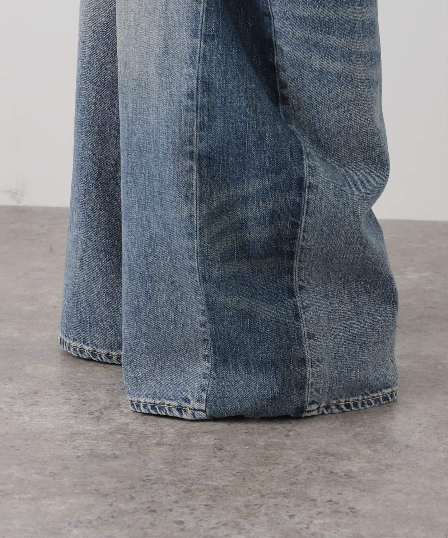 R13/アールサーティーン】 INSERT D'ARCY LOOSE JEAN（デニムパンツ