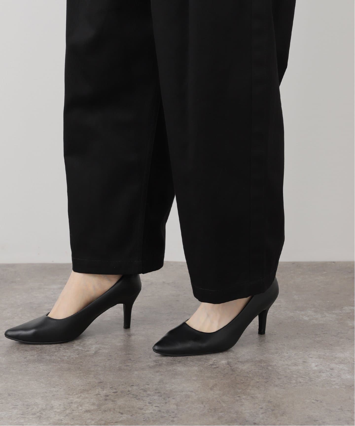 パンツ Maison Margiela Trousers Maison Margiela Pleated Wide-Leg Trousers | Saks Fifth Avenue