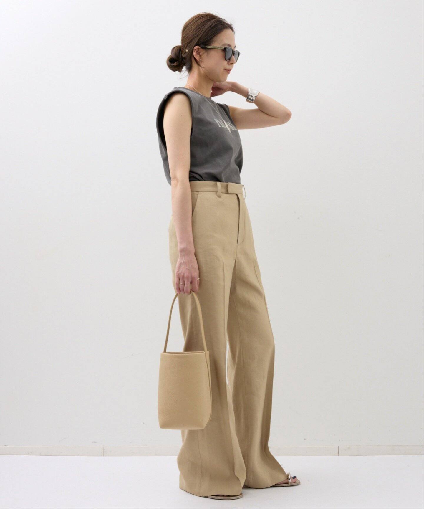 アパルトモン Lisiere Zanieri Tapered Pants パンツ LISIERE LINEN STRETCH PANTS（スラックス）｜L'Appartement