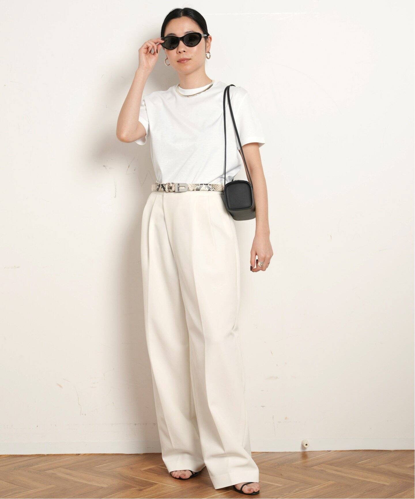 エーピーストゥディオAP STUDIO センタープレスクロップドパンツ PANTS | AP STUDIO｜AP STUDIO（エーピーストゥディオ）｜ブログ