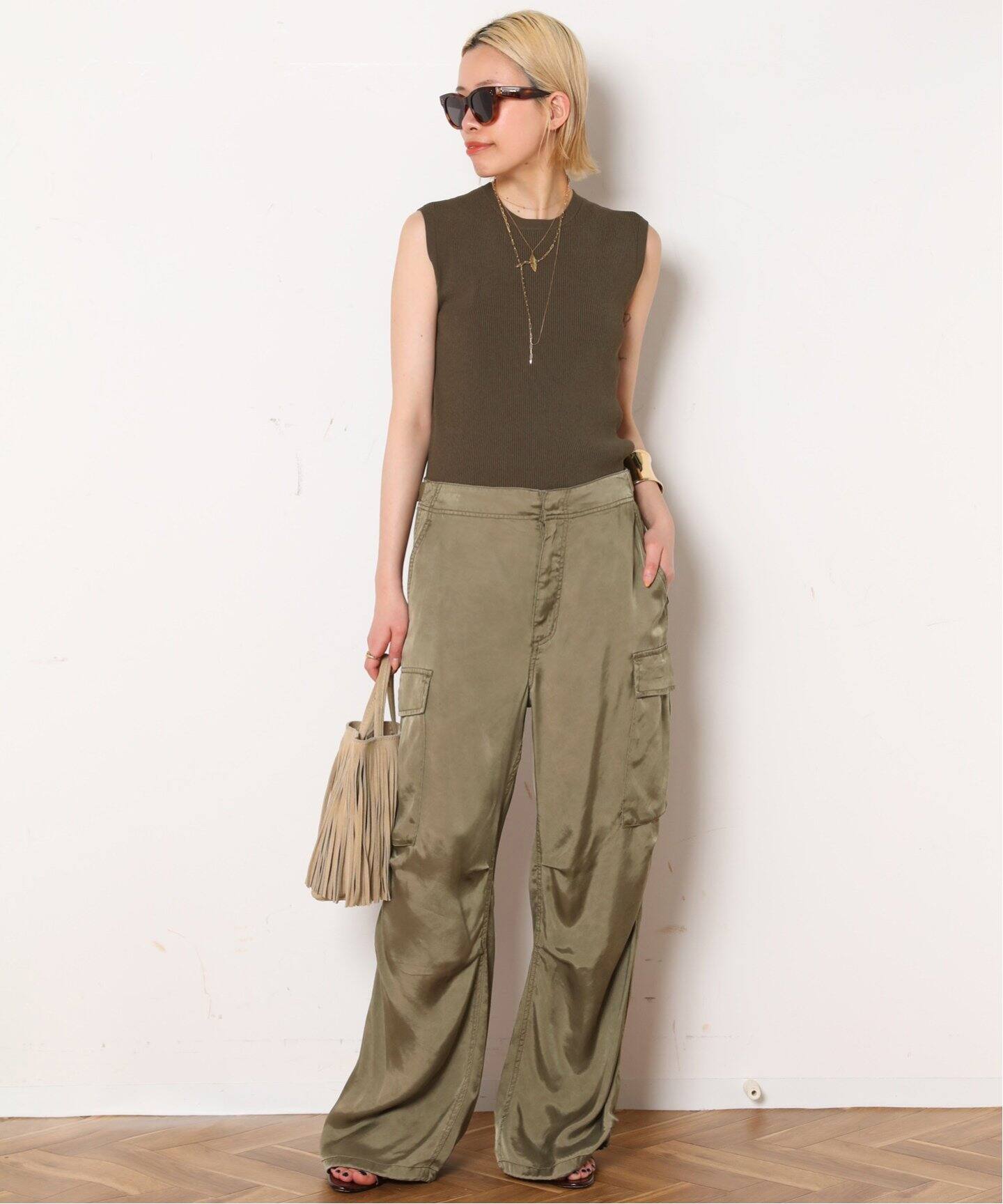 AP STUDIO2024 MinimalSatin Cargo パンツ AP STUDIO2024 MinimalSatin Cargo パンツ
