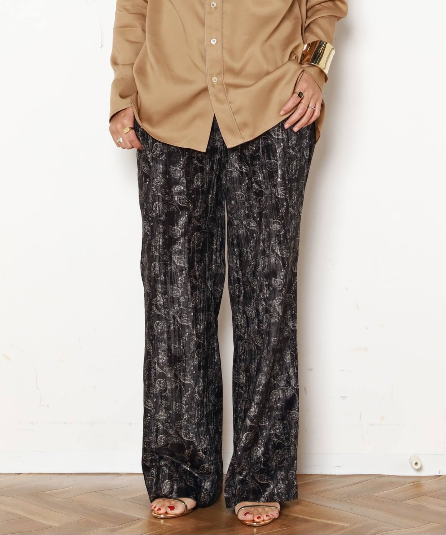 新品◆クチュールドアダム　エーピーストゥディオTRACKPANTS 新品◇クチュールドアダム エーピーストゥディオTRACKPANTS NEW