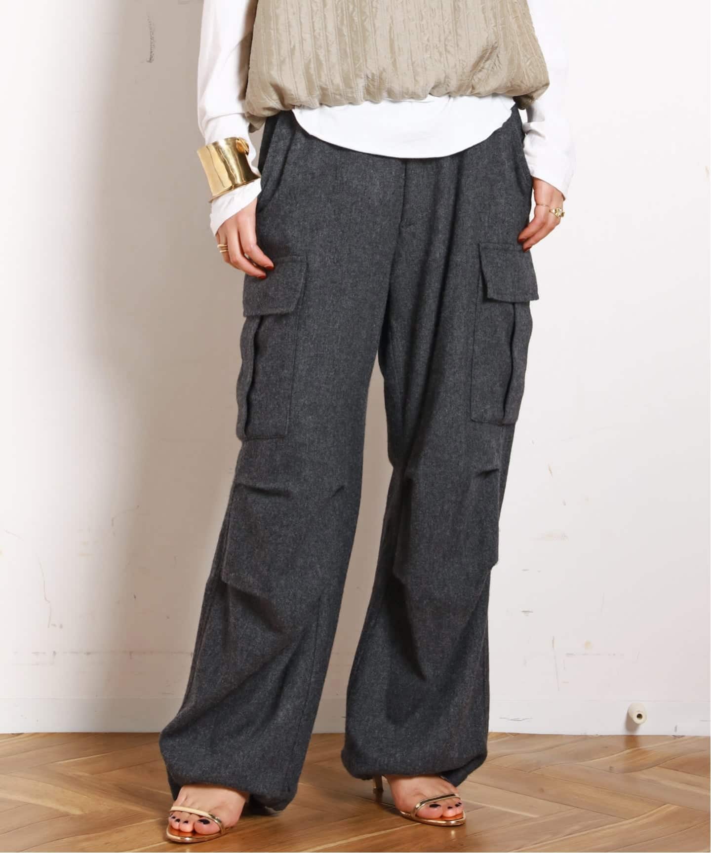 AP STUDIO2024 MinimalSatin Cargo パンツ AP STUDIO2024 MinimalSatin Cargo パンツ AP STUDIO2024