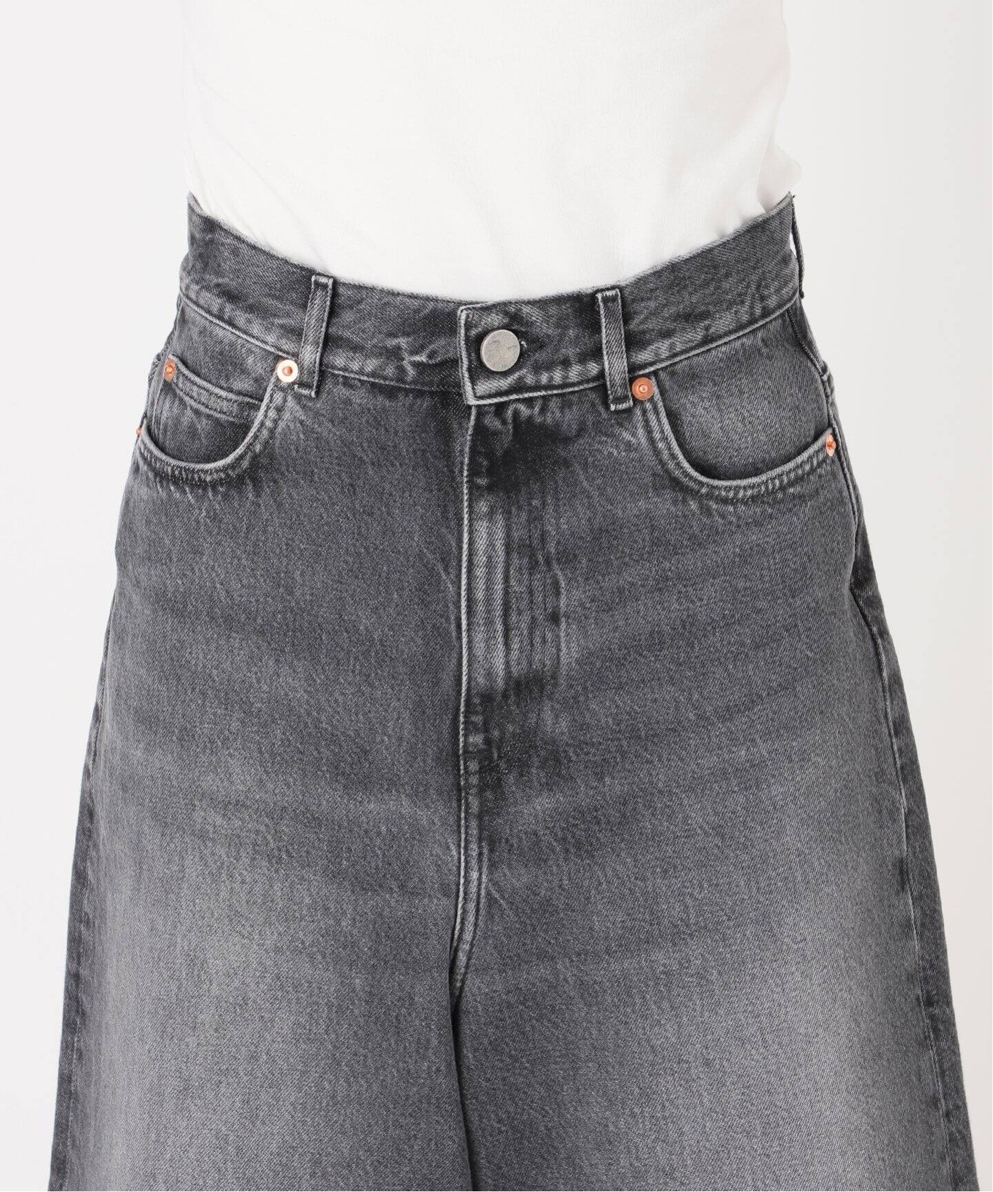 TEURN STUDIOS/ターンスタジオ】Baggy denim shorts（デニム