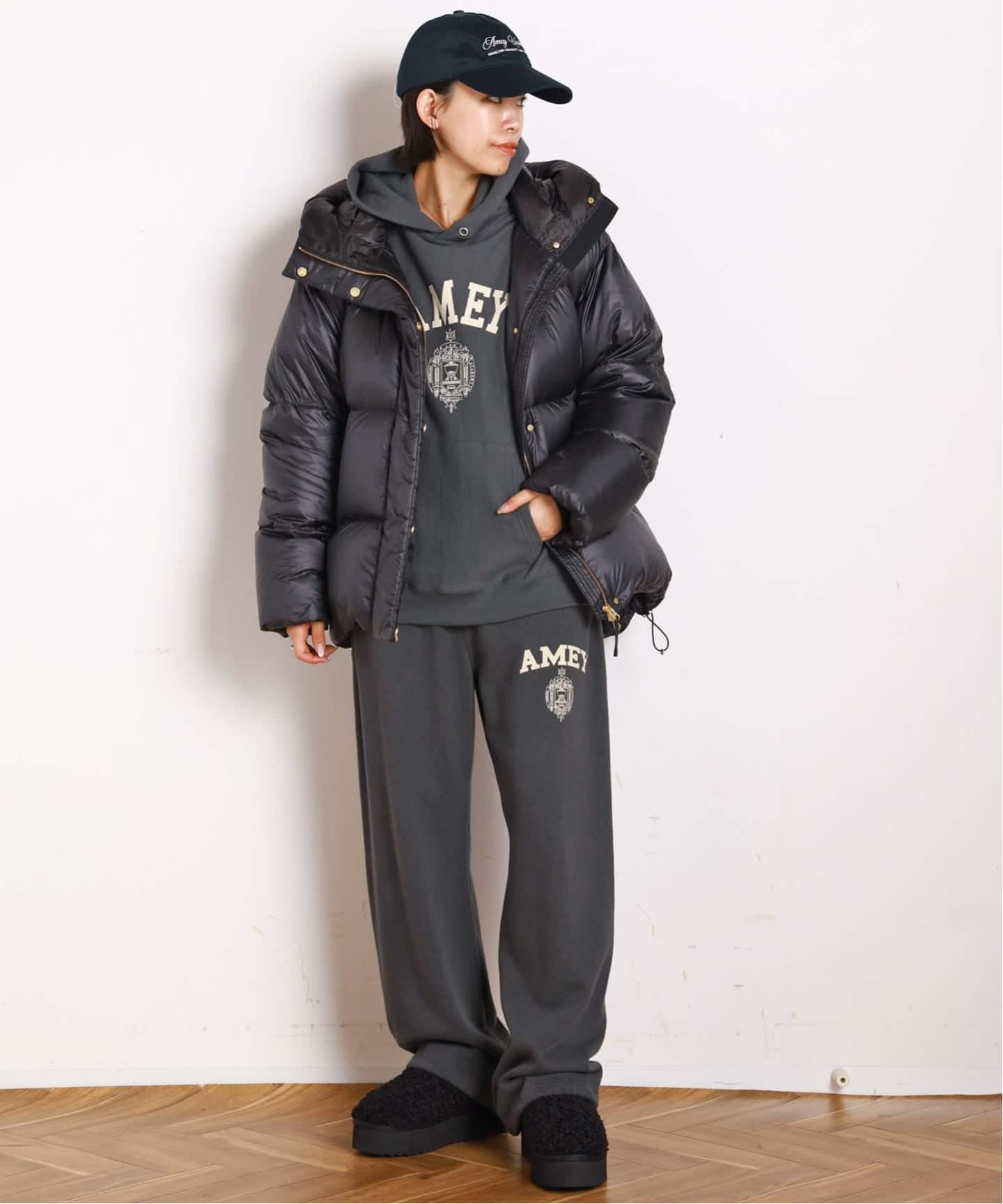 予約》【AMERICANA/アメリカーナ】別注 AMEY emblem SWEAT PANTS