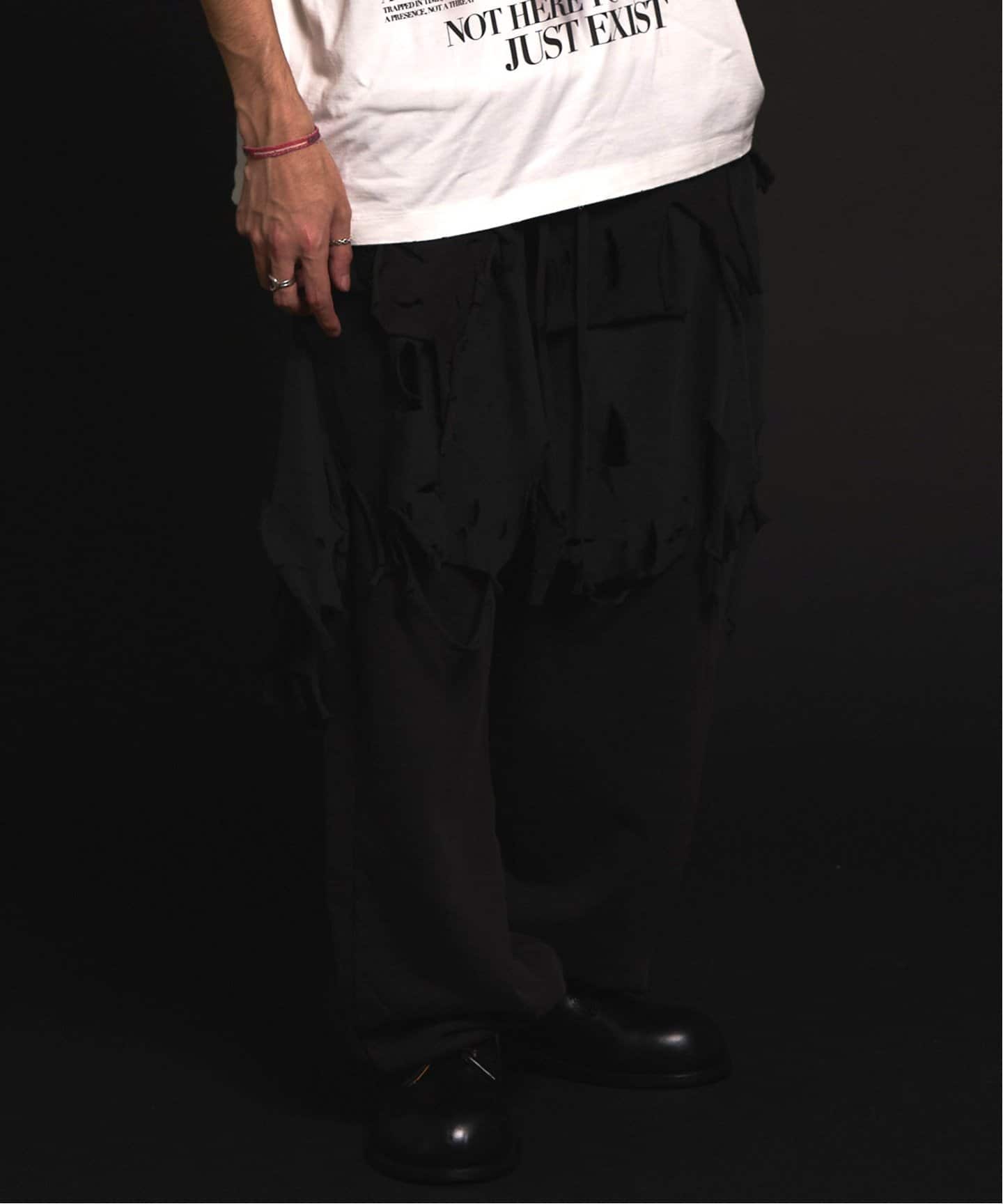 doublet / ダブレット PHANTOM FRAYED SWEATPANTS（スラックス