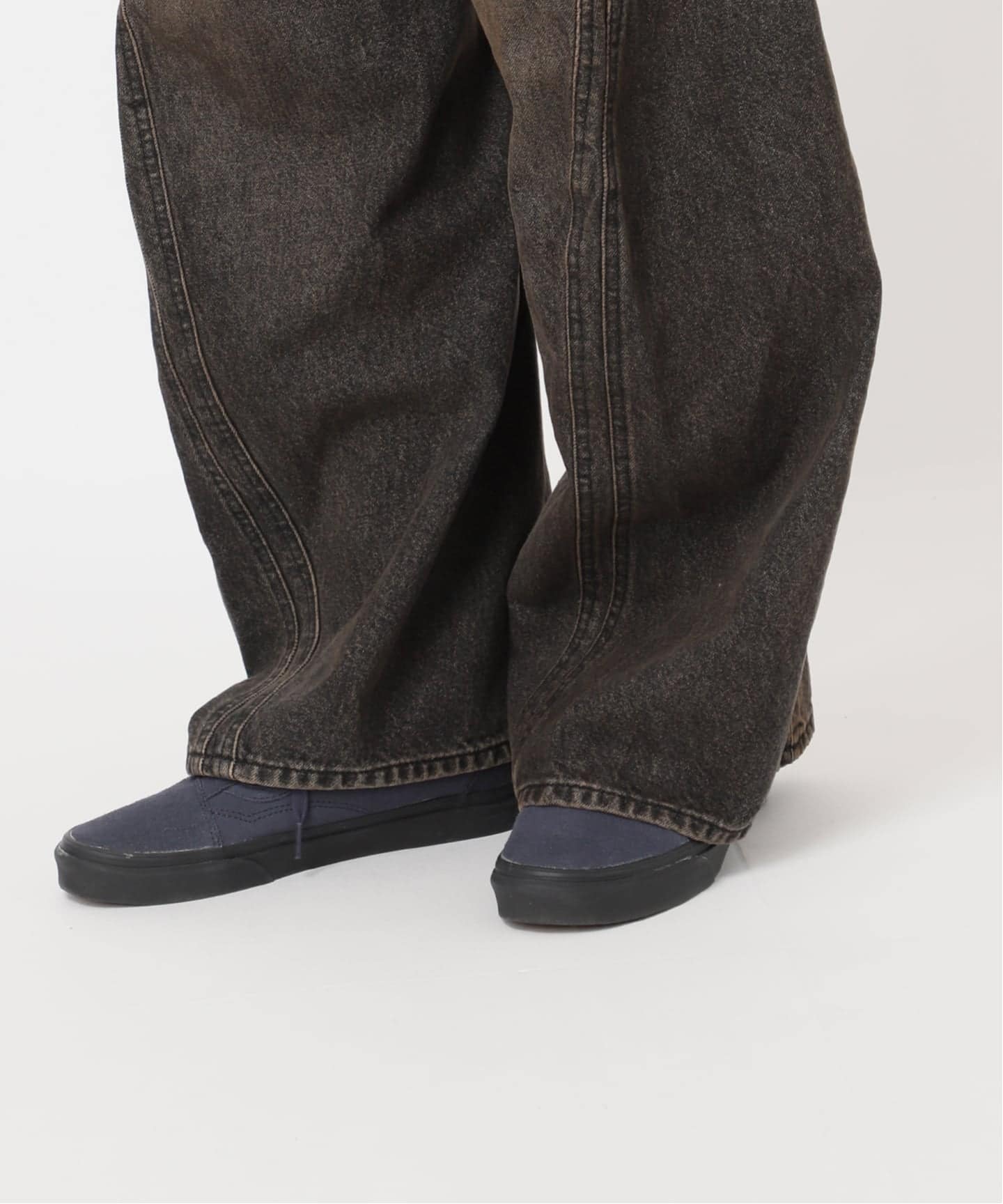 NVRFRGT / ネヴァーフォーゲット 3D TWISTED WIDE LEG JEANS MUD
