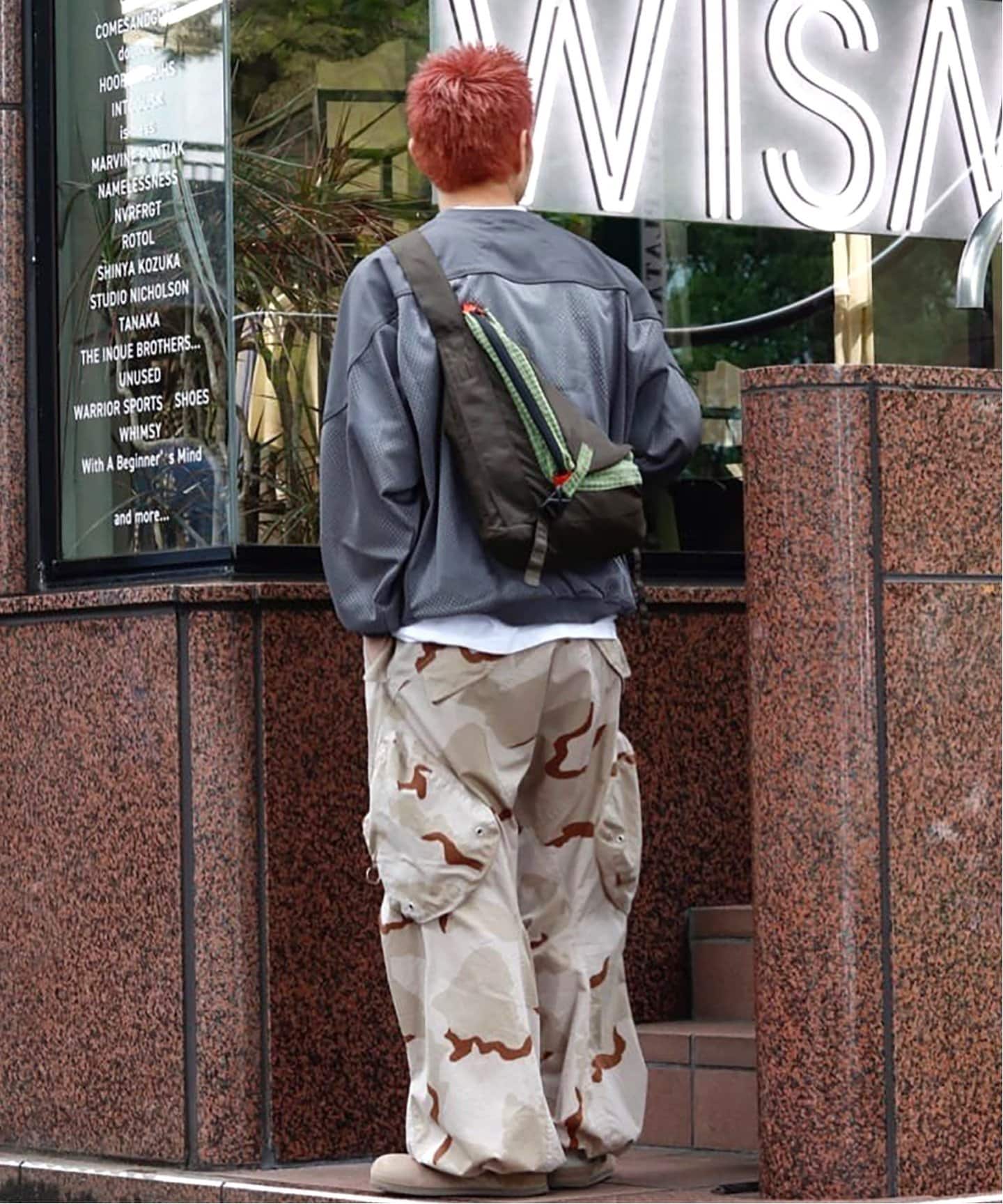 ネバーフォーゲット 3D TWISTED CARGO PANTS サイズ　1 ネバーフォーゲット 3D TWISTED CARGO PANTS サイズ1