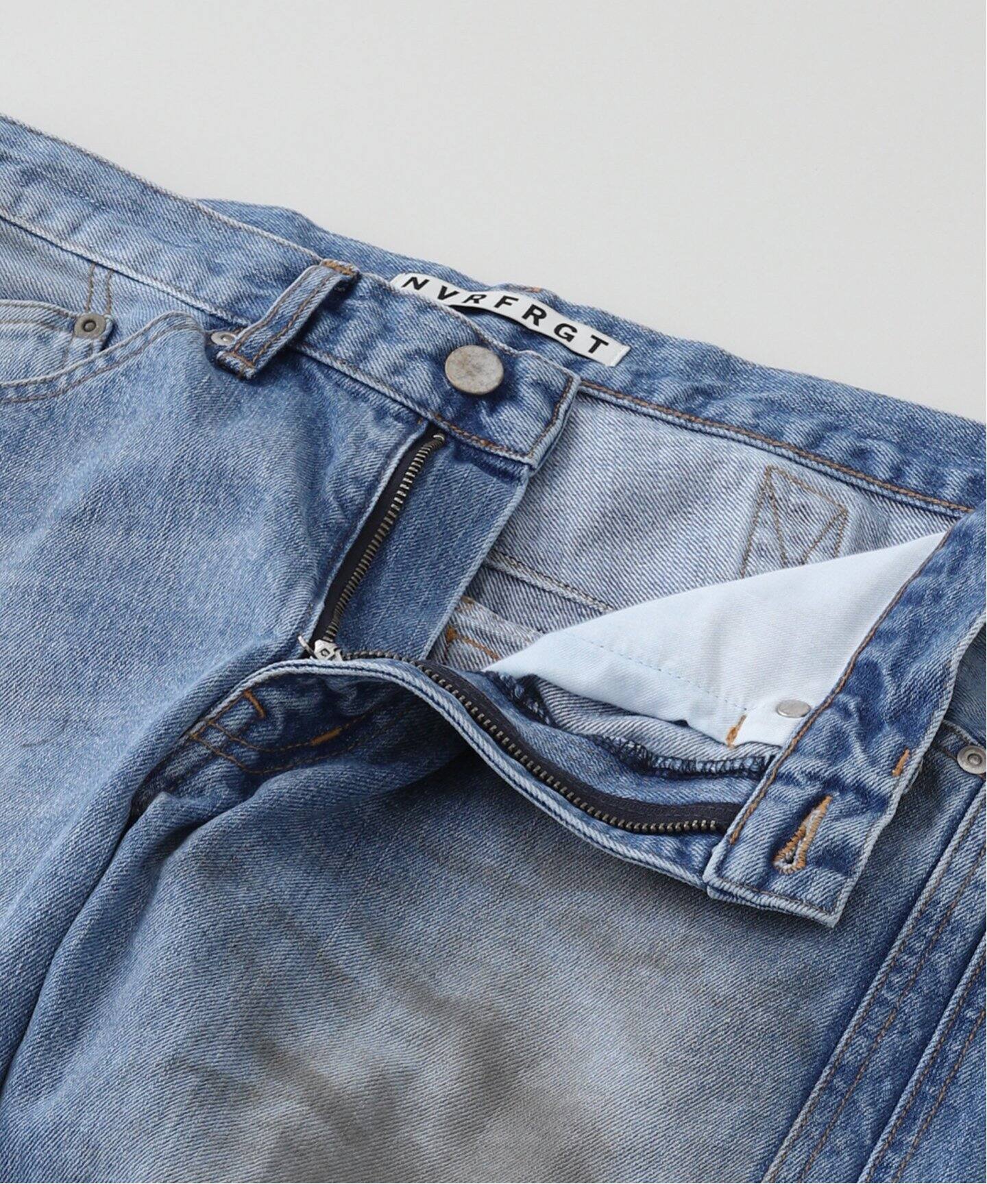 NVRFRGT / ネヴァーフォーゲット 3D TWISTED JEANS 2.0（デニムパンツ