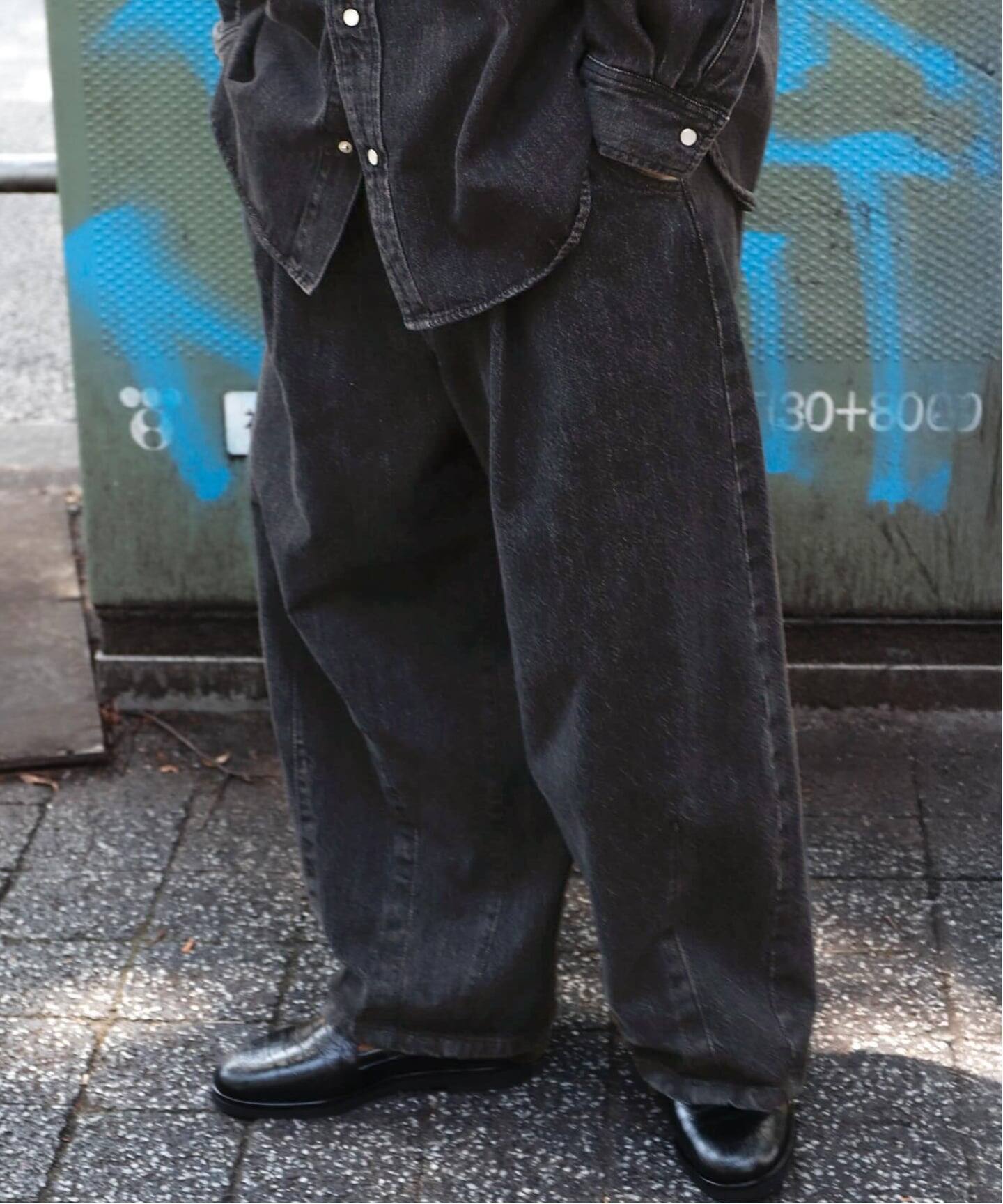 is-ness / イズネス 5PK BALLOON PANTS (Enzyme Wash)（デニムパンツ 