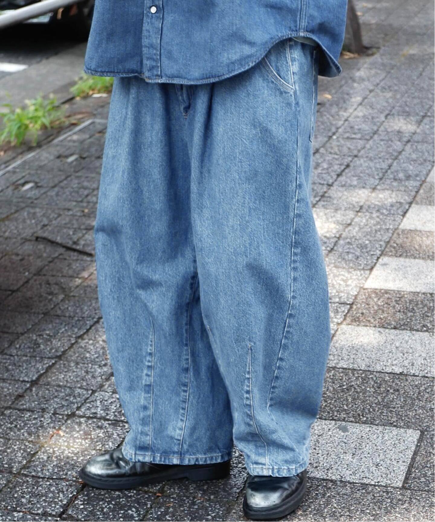 is-ness / イズネス 5PK BALLOON PANTS (Enzyme Wash)（デニムパンツ 