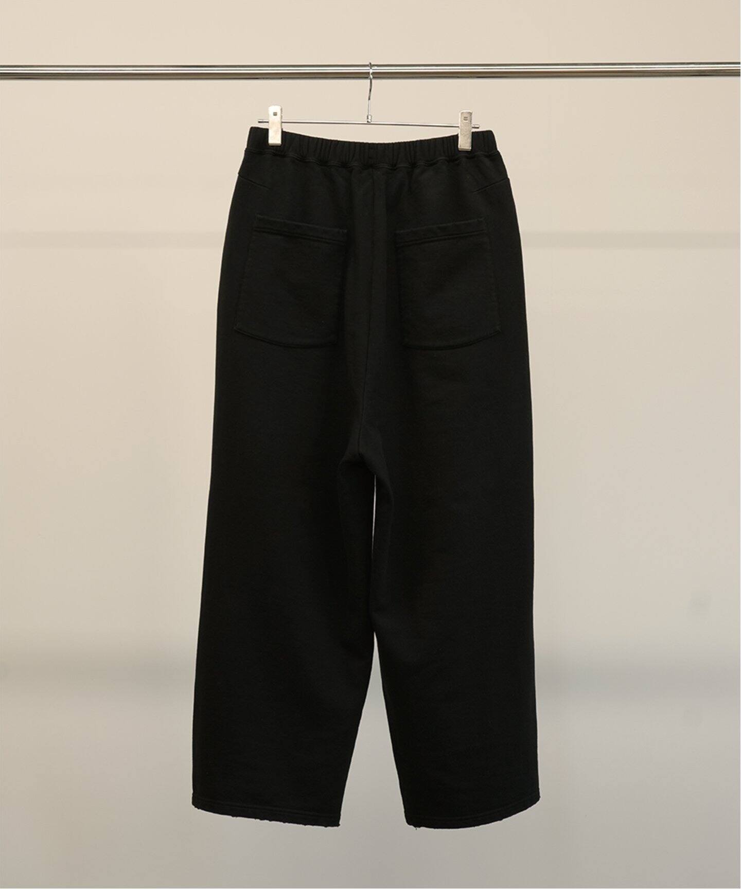 ANCELLM / アンセルム】TUCK SWEAT PANTS（スウェットパンツ）｜WISM 