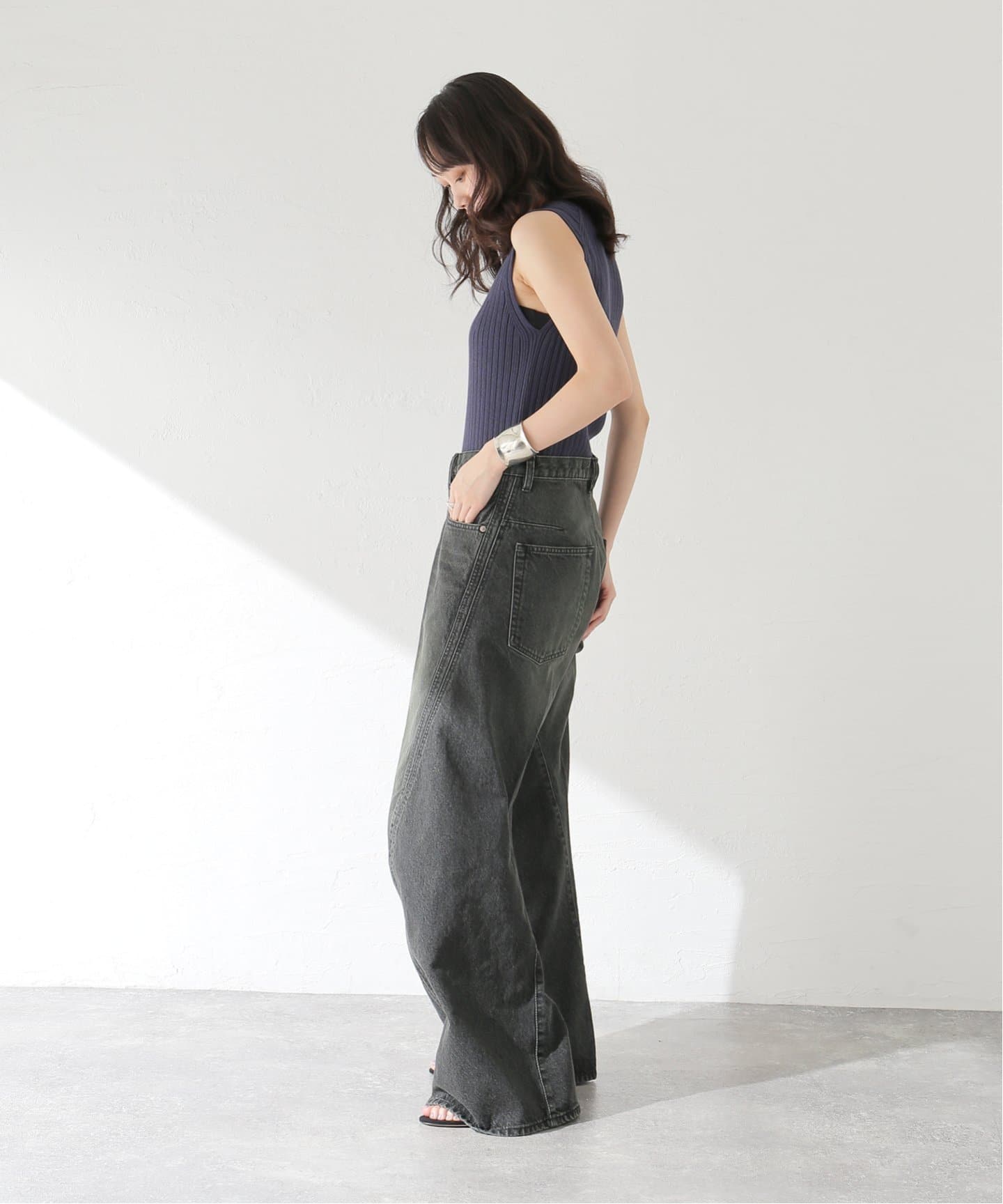 NVRFRGT × WISM別注 3D TWISTED WIDE LEG JEANS（デニムパンツ