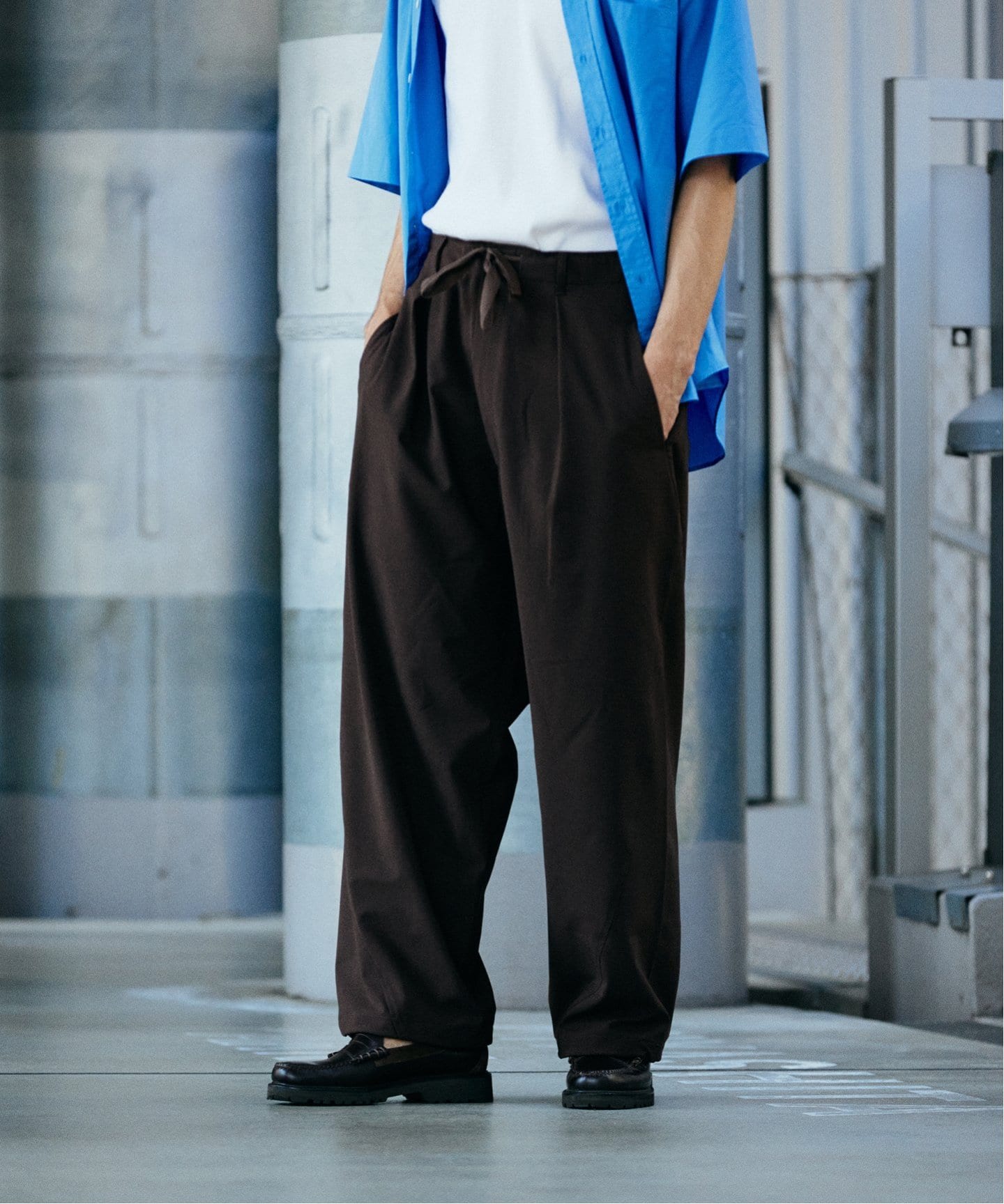 JOURNAL STANDARD ウーリーノライト ツイスト オーバー パンツ ウーリーノライト ツイスト オーバー パンツ（スラックス）｜JOURNAL