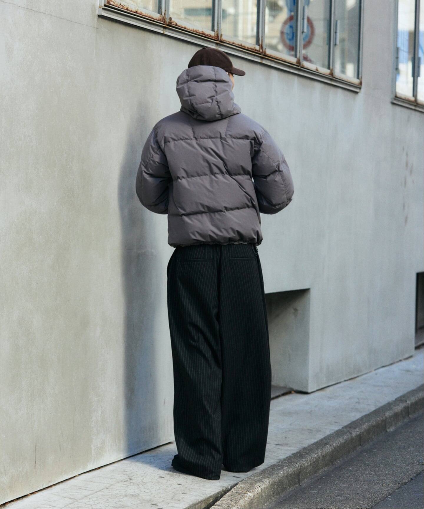 予約》TR モダン ツイル ワイド ストライプ スラックス（スラックス