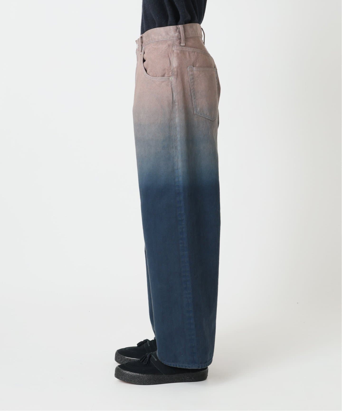 FOLL/フォル】indigo layer dye wardrobe jeans（デニムパンツ