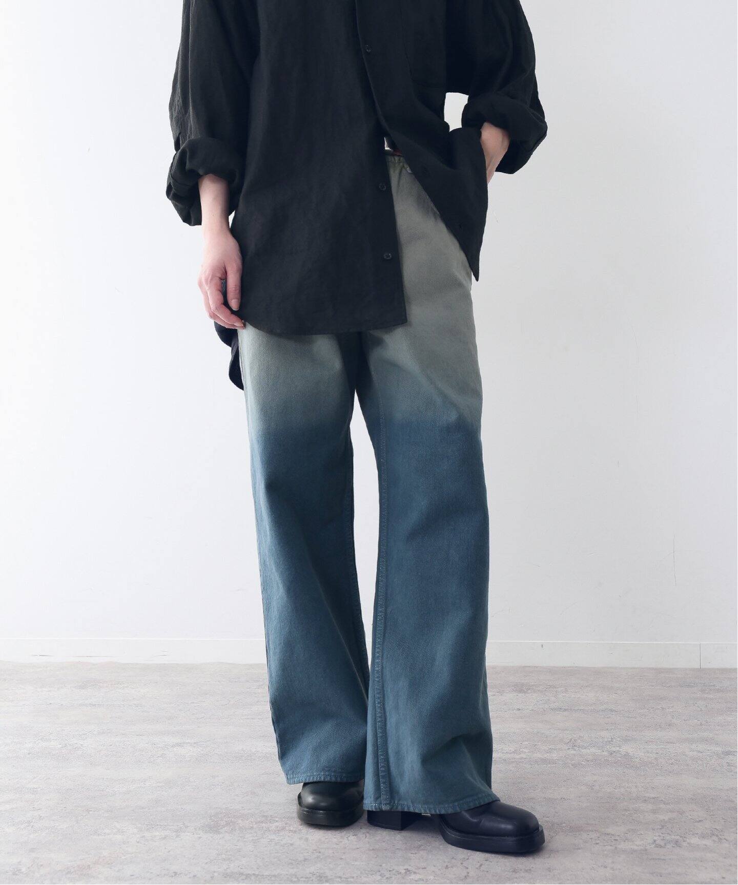 【FOLL / フォル】gradation wardrobe jeans FOLL / フォル】gradation bleachdyed wardrobe jeans（デニム