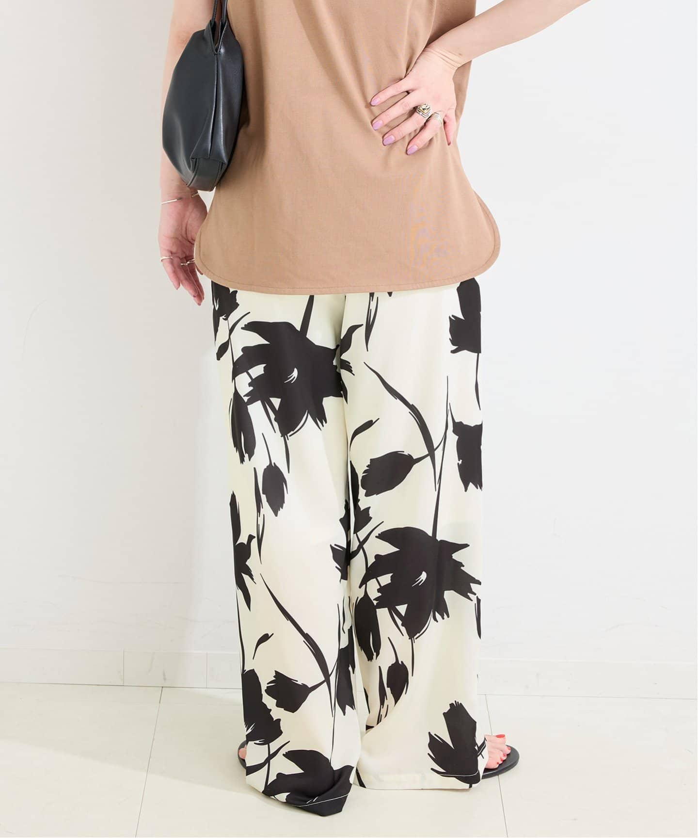 WEB限定】ウォッシャブル / フラワーモチーフプリントパンツ（その他