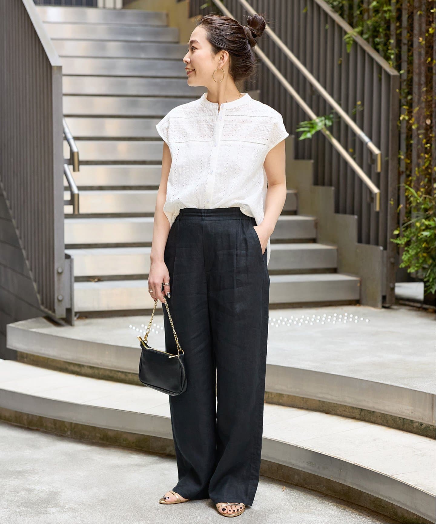 【完売】ベーセーストック　フレンチリネン　ストレートパンツ　ネイビー　Ｍ ベーセーストック B.C STOCK 《追加》フレンチリネンストレート