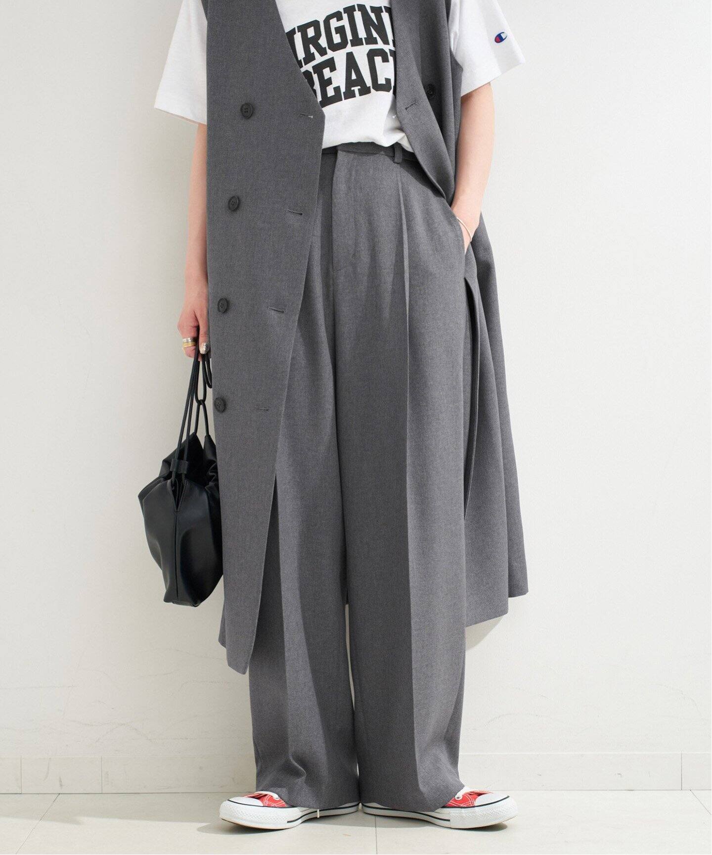 【新品未使用】bollaholic Tシャツ&ハーフパンツ セット グレー 2点セット》ウォッシャブル / ロングジレ＋タックパンツセット（つなぎ